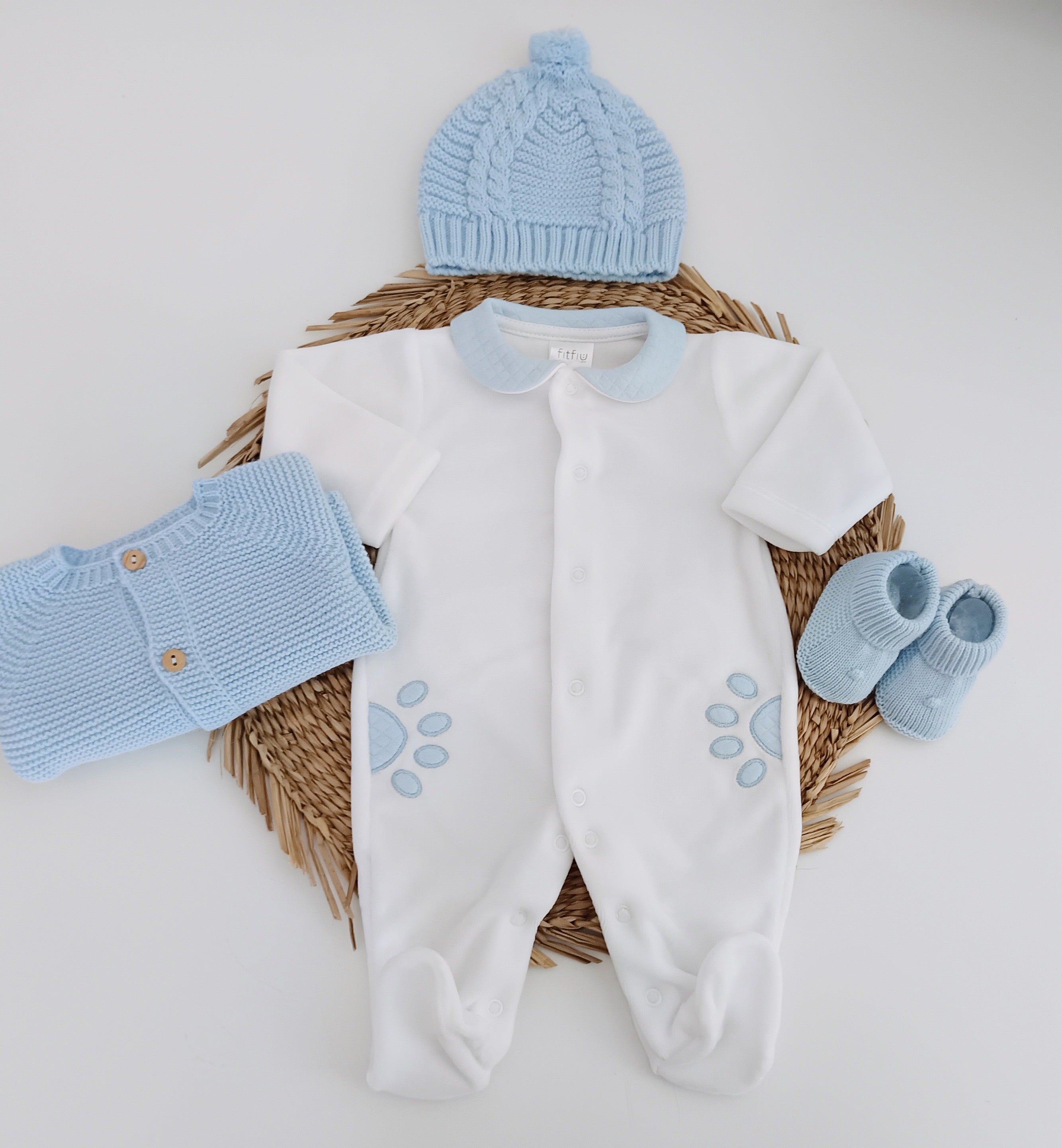 primeira roupinha menino azul