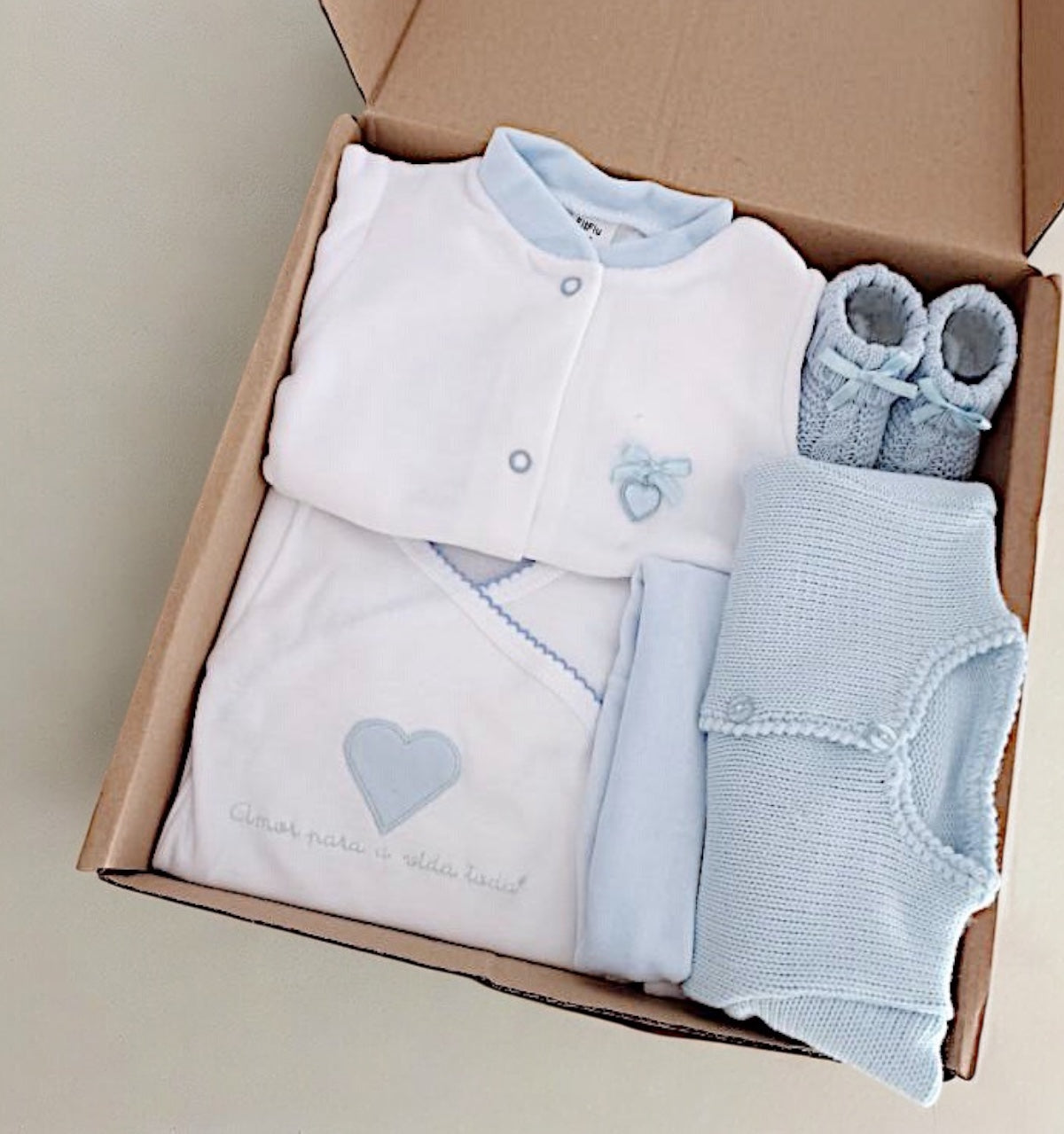 Amor Para a Vida Toda® | Conjunto Primeira Roupinha Coração Azul
