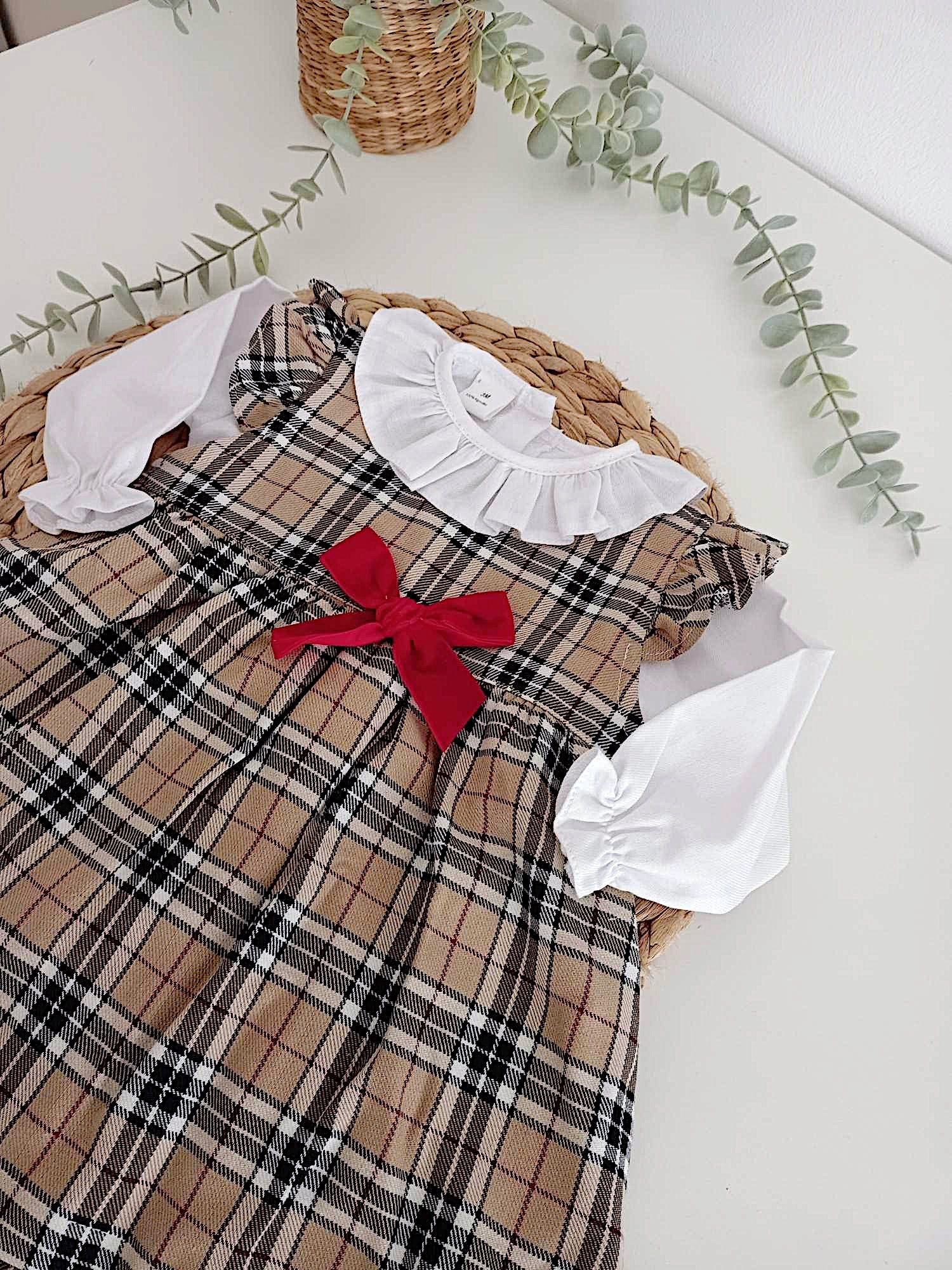 Vestido Xadrez Areia com Laço e Camisola