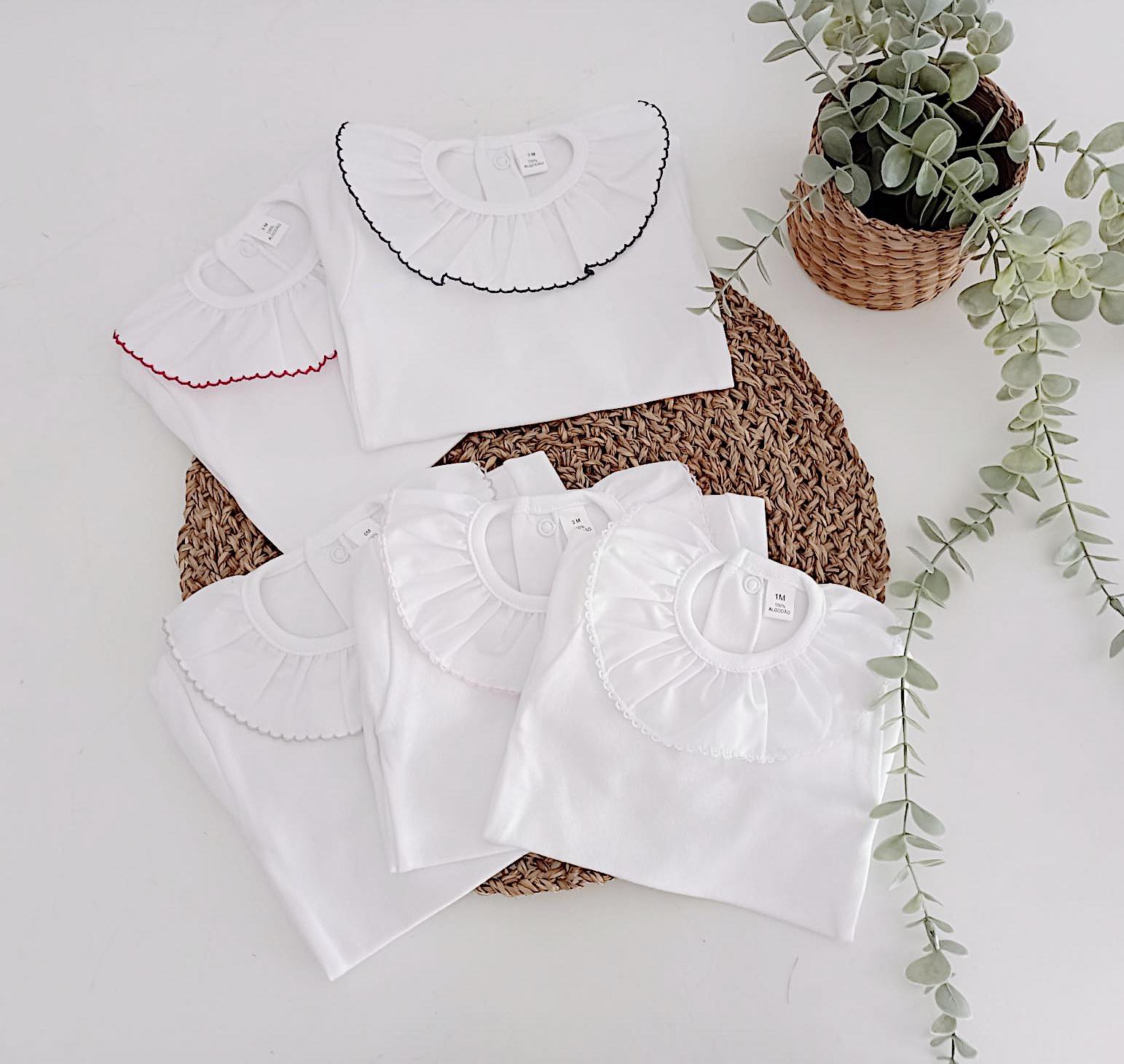 Camisola com Gola de Folho Manga Curta