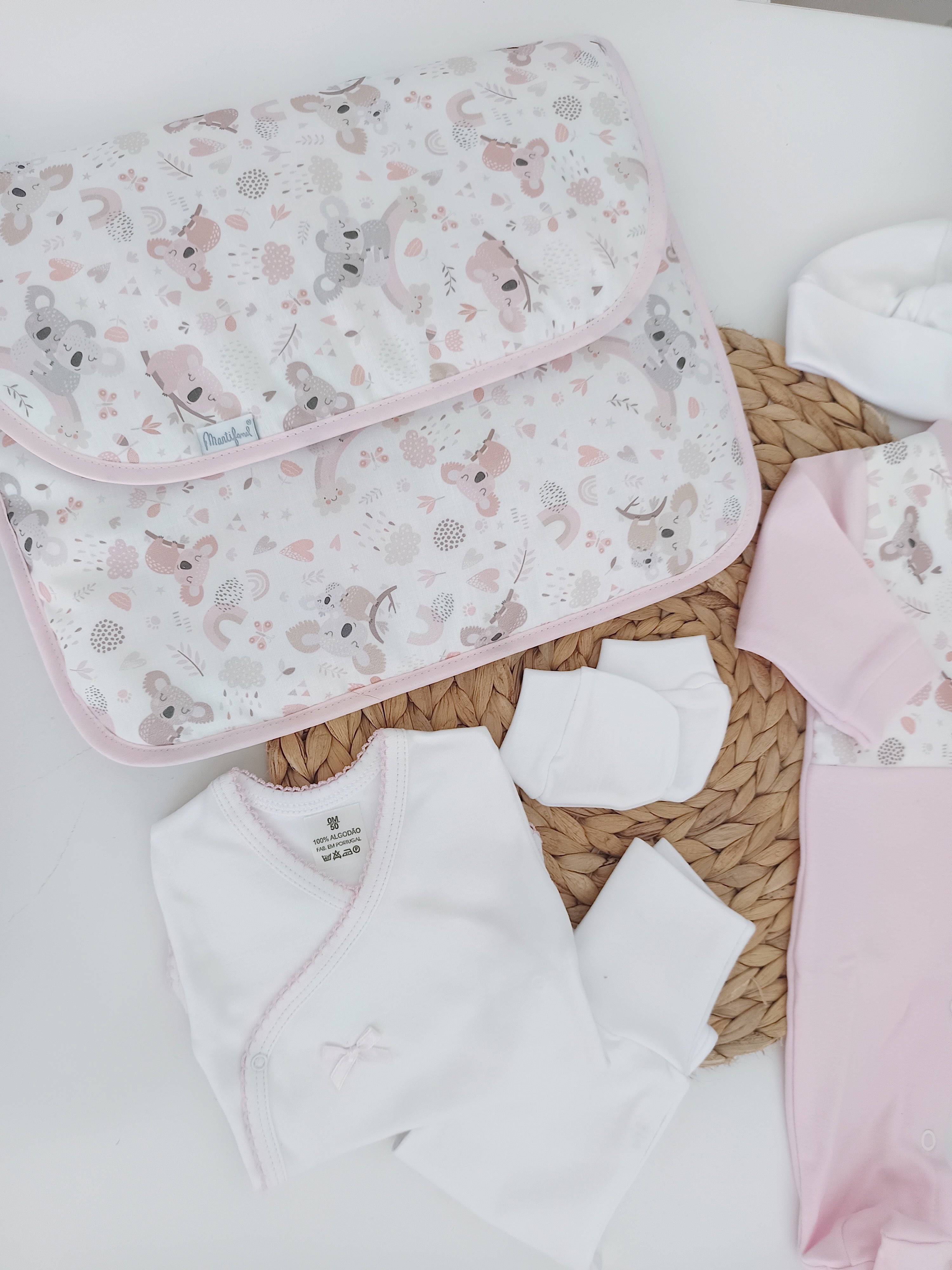 Conjunto de Primeira Roupinha Algodão Koalas Rosa