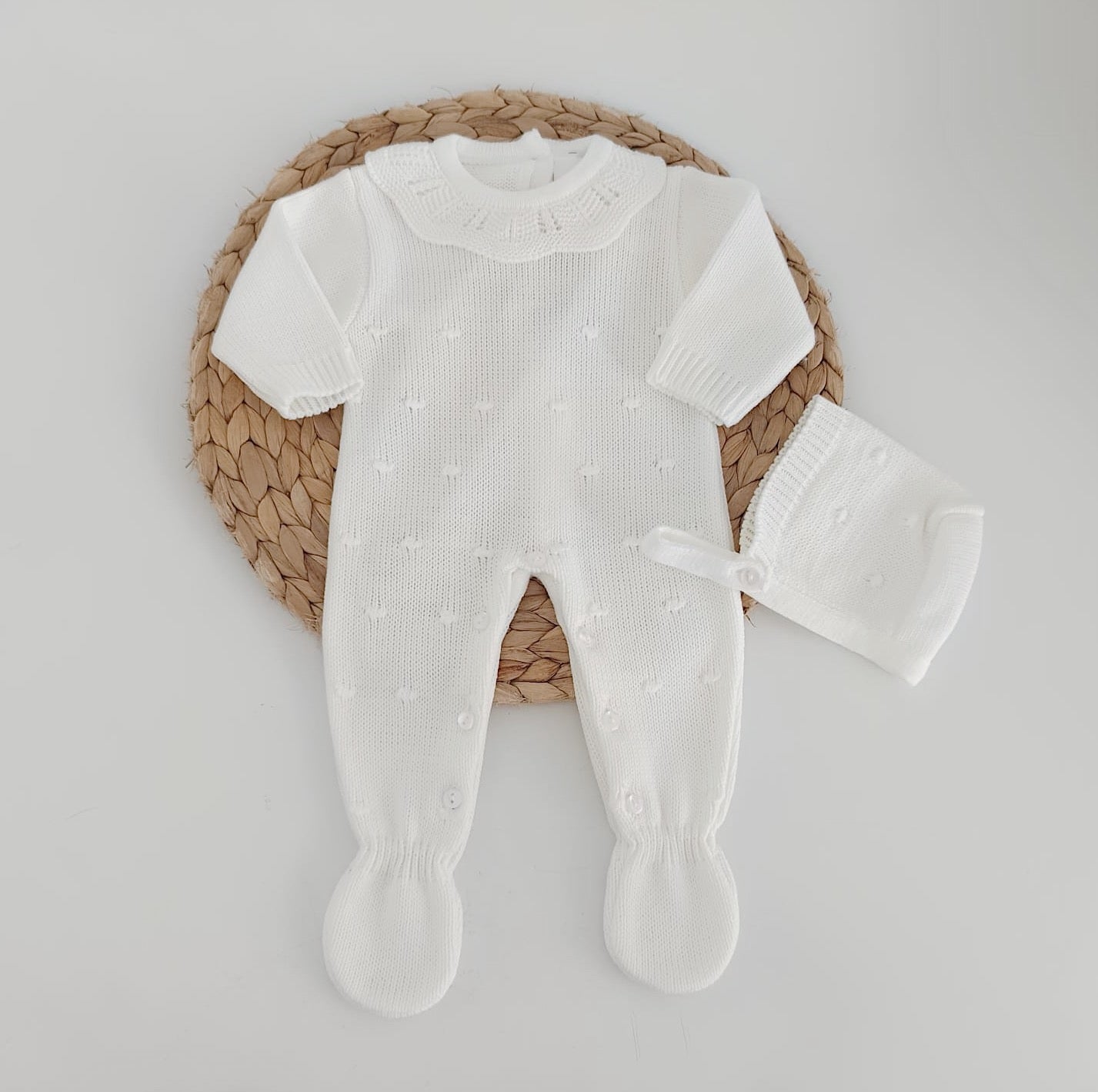 Babygrow de Malha Pompons Gola com touca Pérola