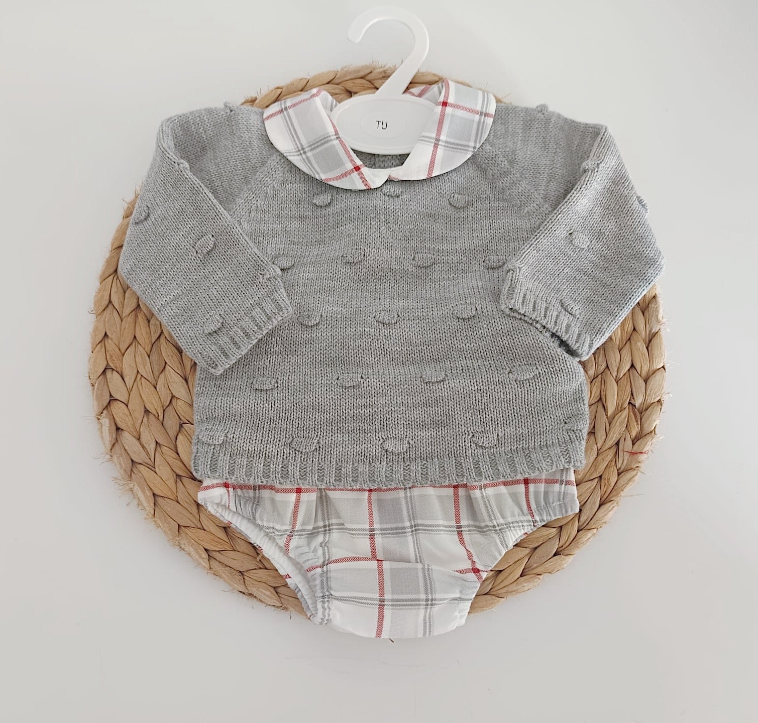 Calções Xadrez com camisola relevos de Malha Cinza
