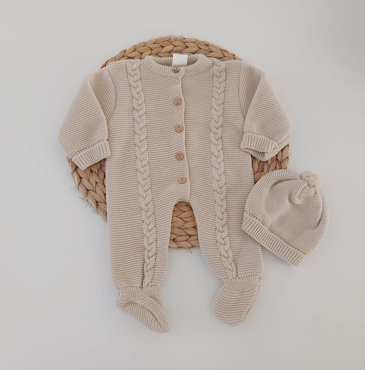 Babygrow de Malha Trança com gorro Areia