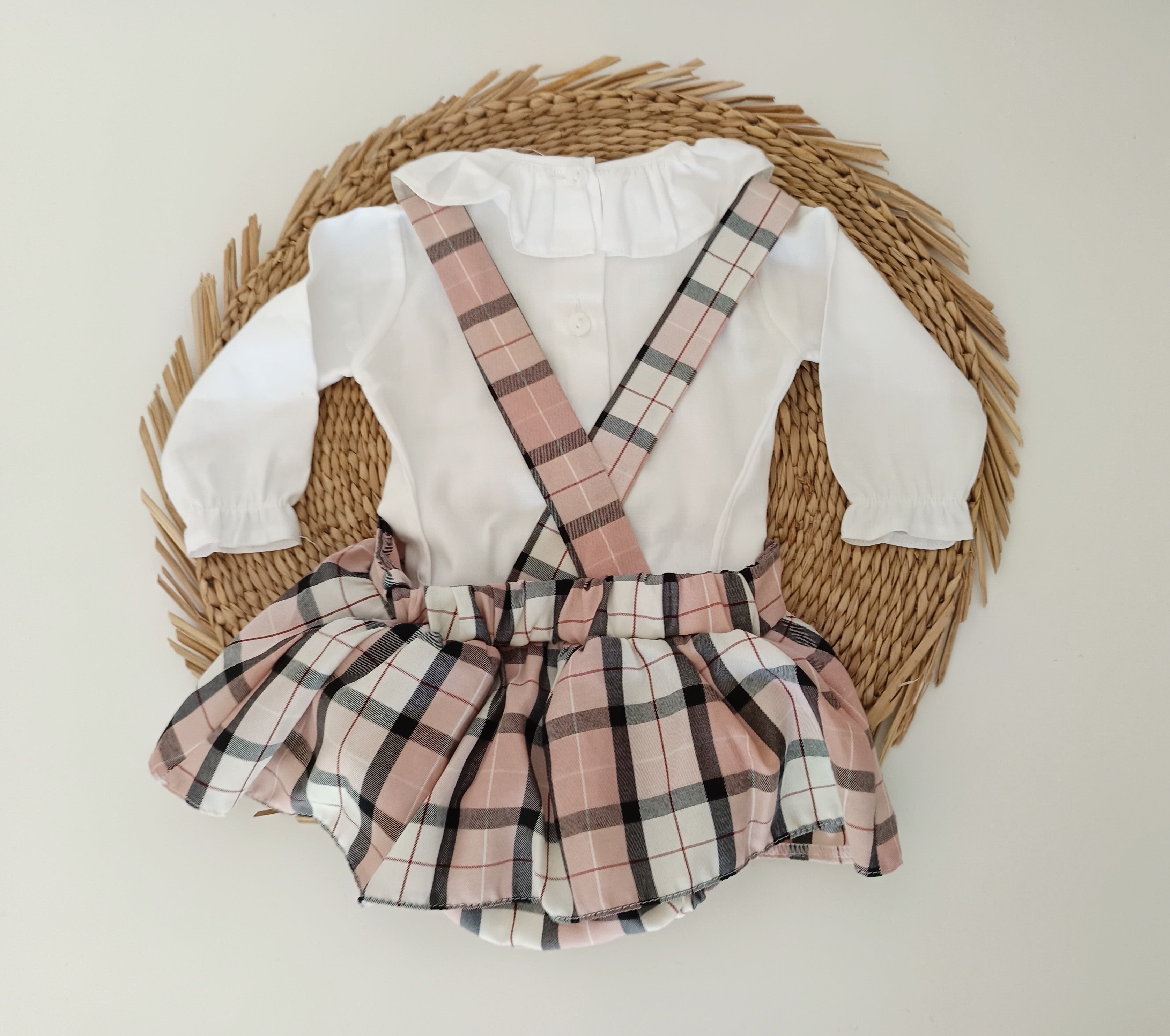 Fofo com Blusa Xadrez Laço Rosa