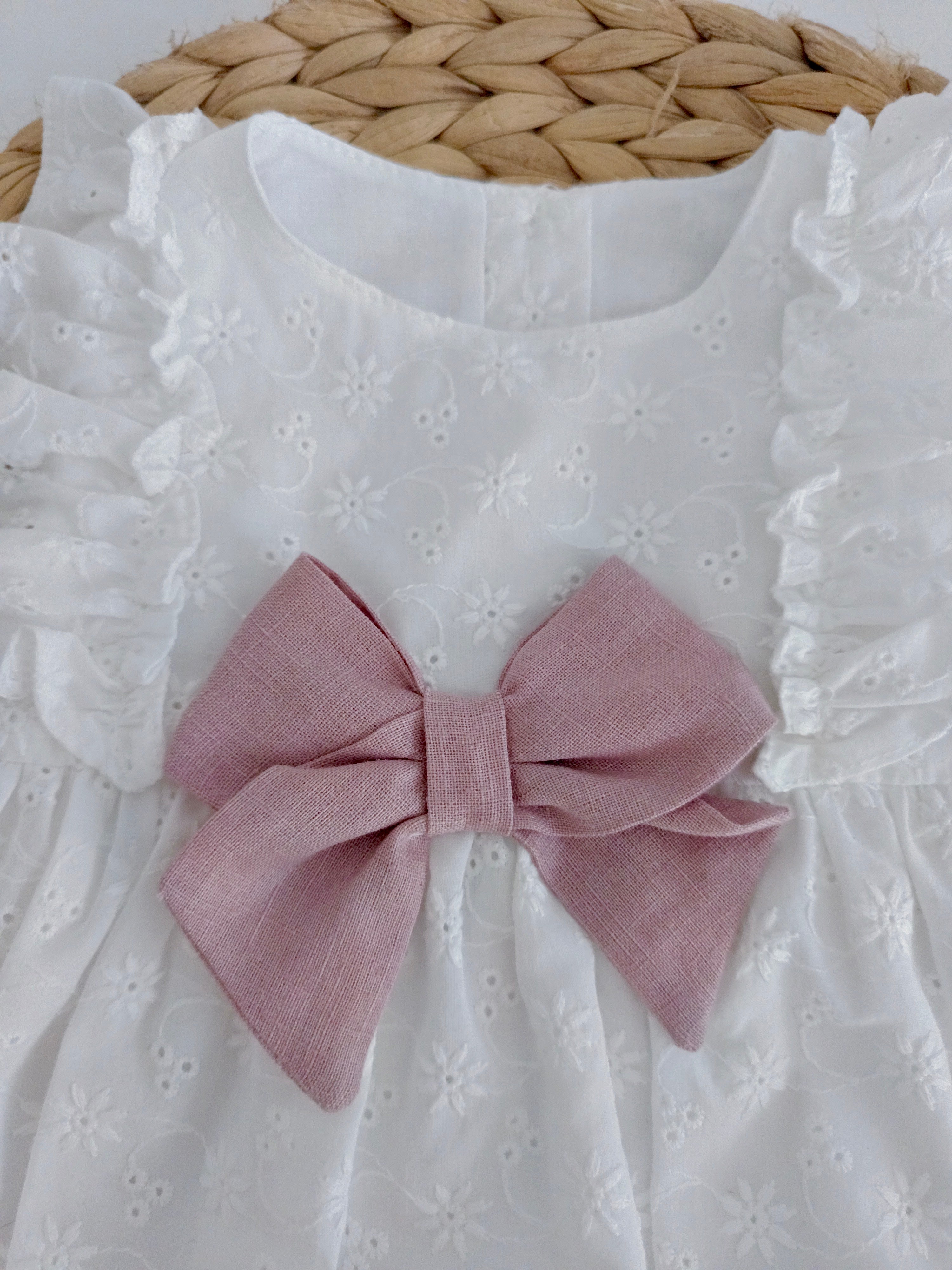 Fofo Bordado Inglês com Laço Rosa Velho