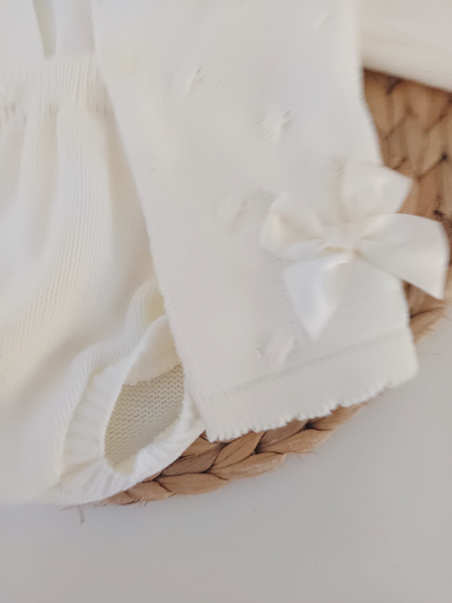 Conjunto Fofo com camisola e Casaco de Malha Laços Pérola