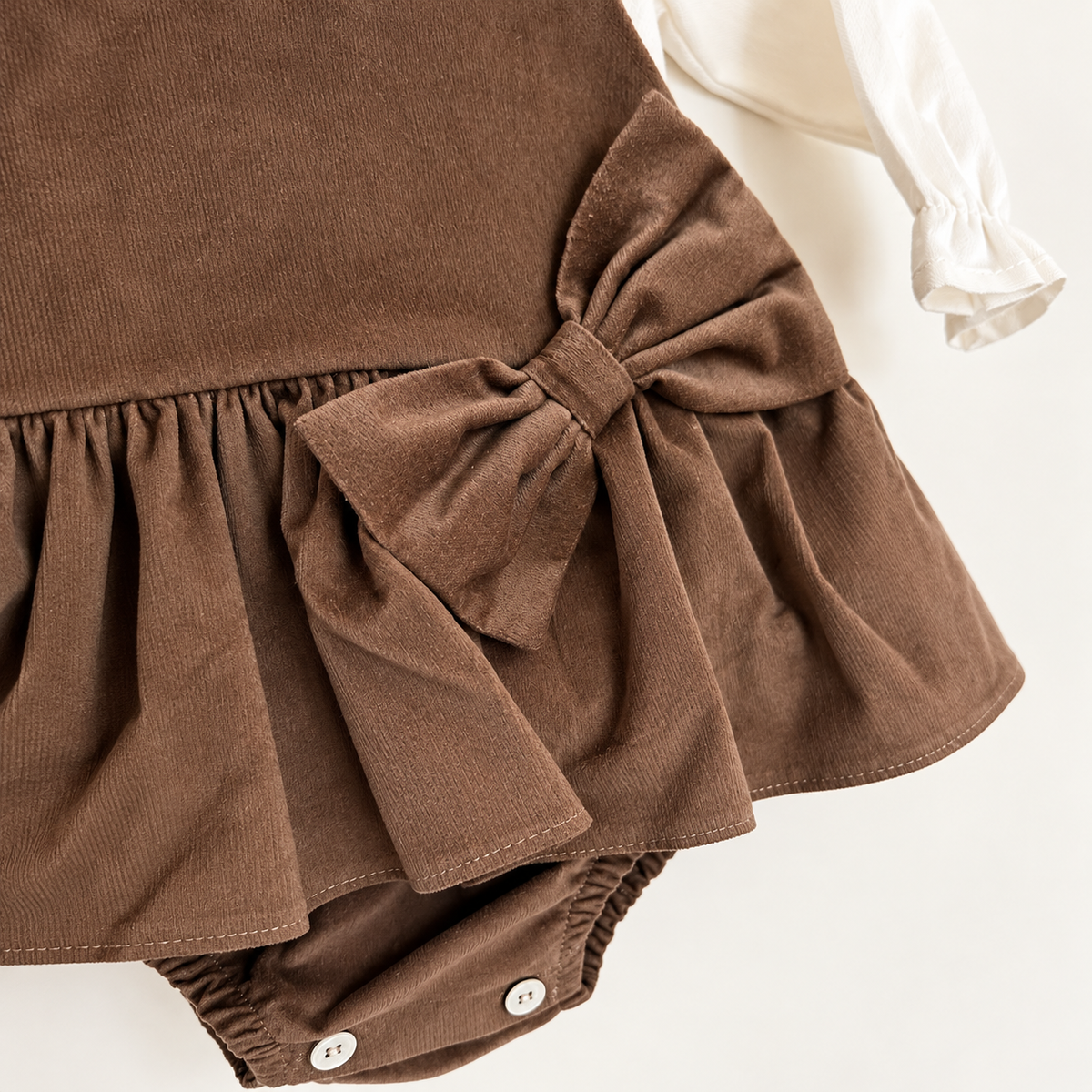 Fofo com Blusa Laço Castanho