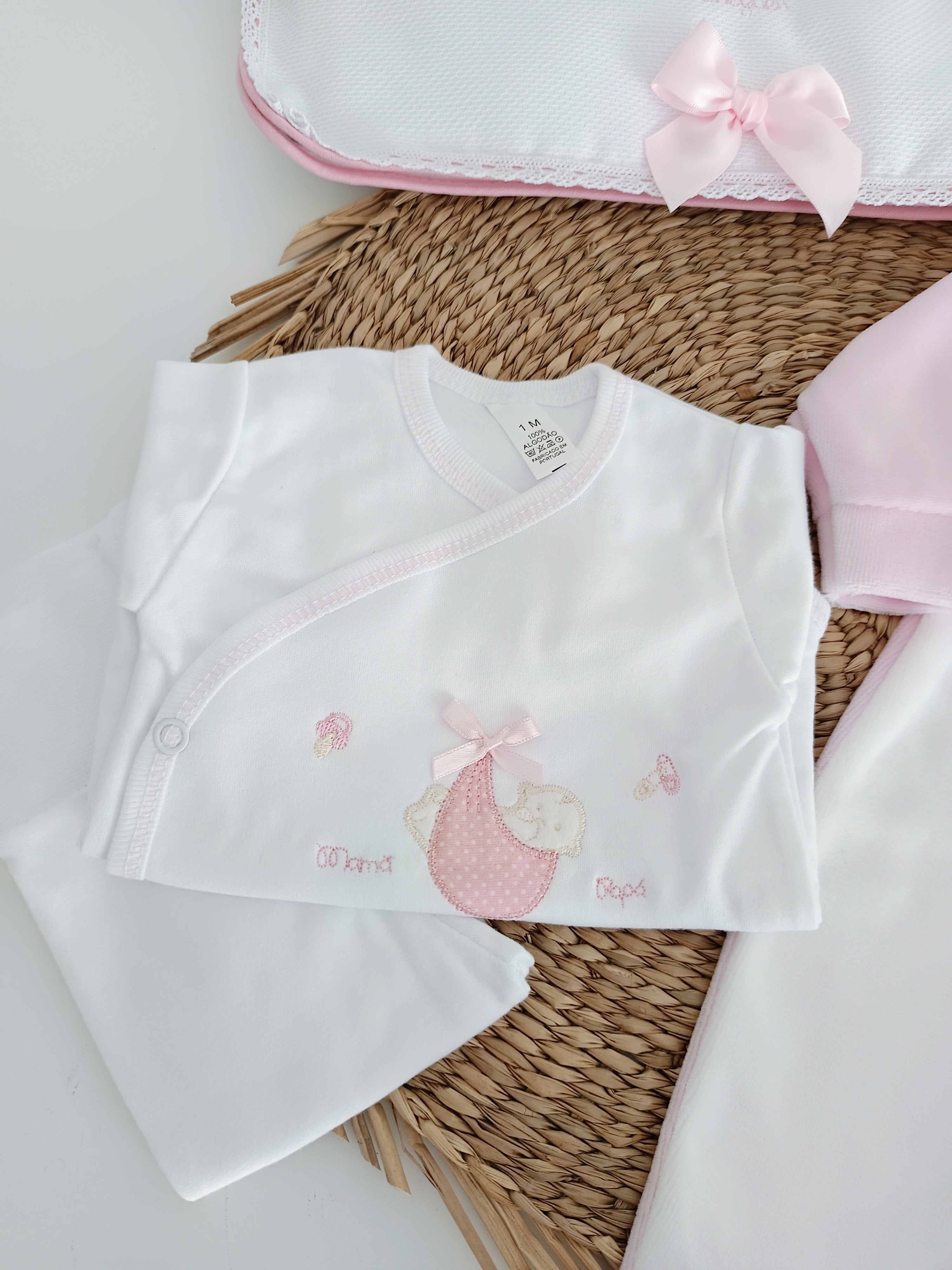 Conjunto de Primeira Roupinha Veludo Mamã Papá Cheguei Rosa