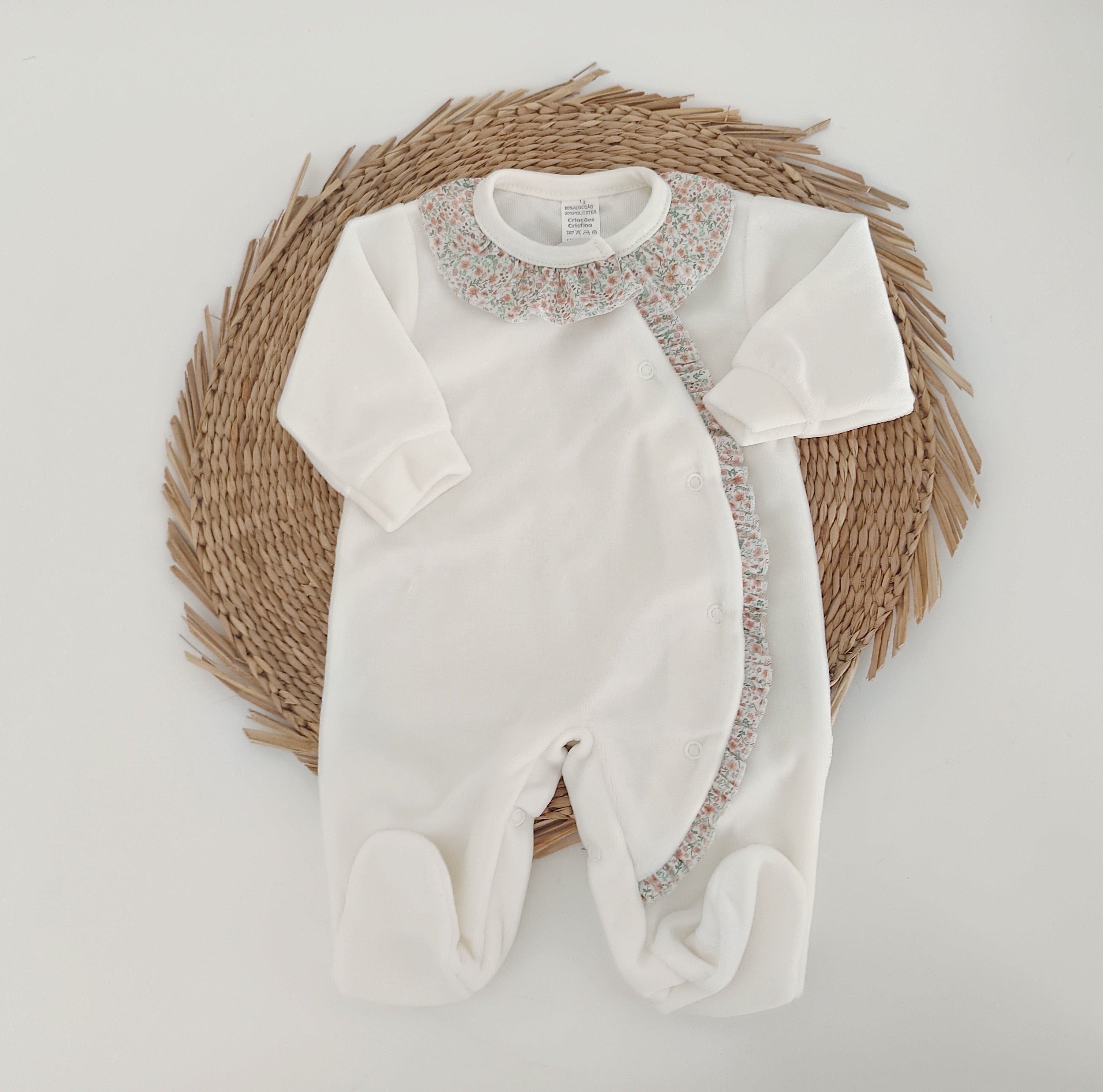 Babygrow Folho e Gola Flores Pérola
