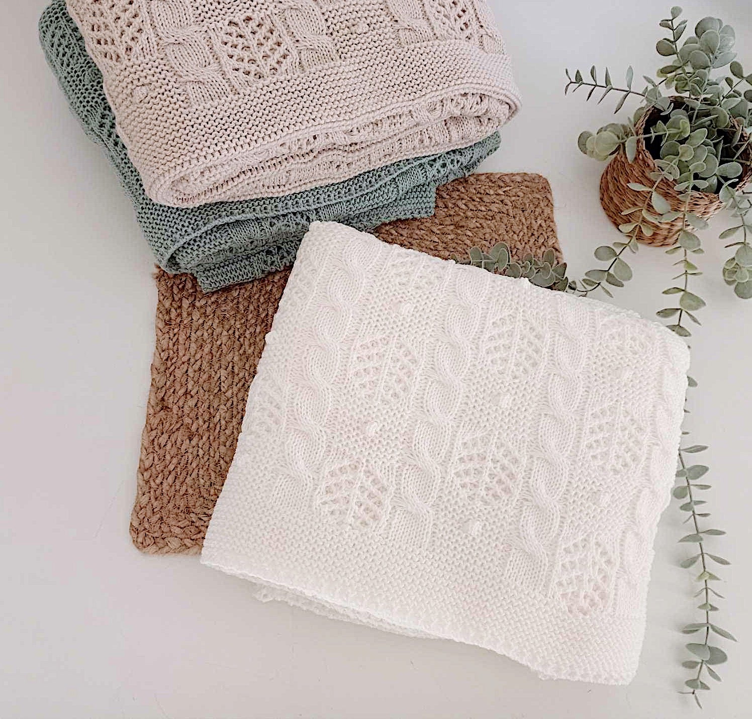 Manta de Malha Dupla Trabalhada da Avó