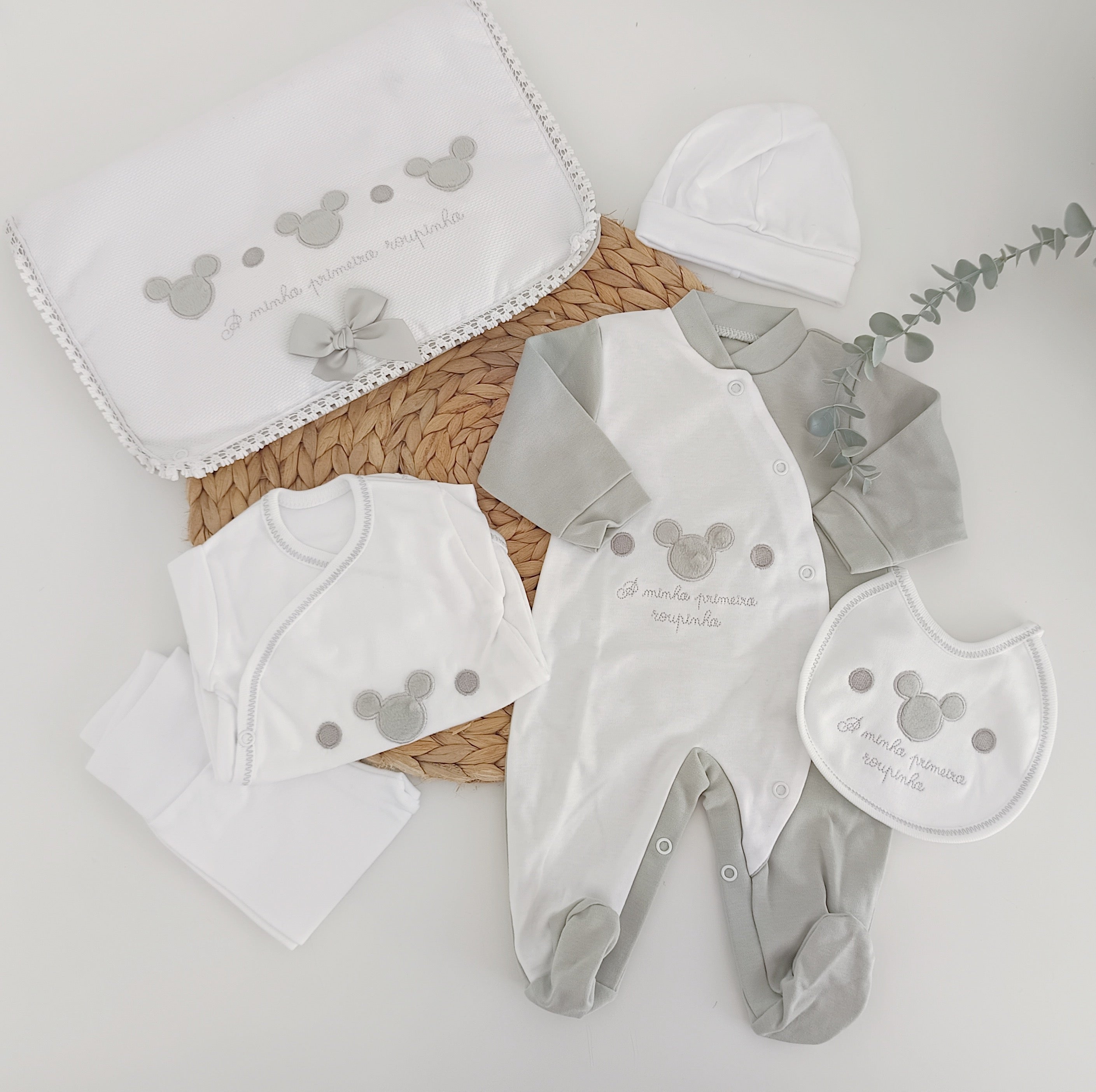 Conjunto de Primeira Roupinha Algodão Cinza