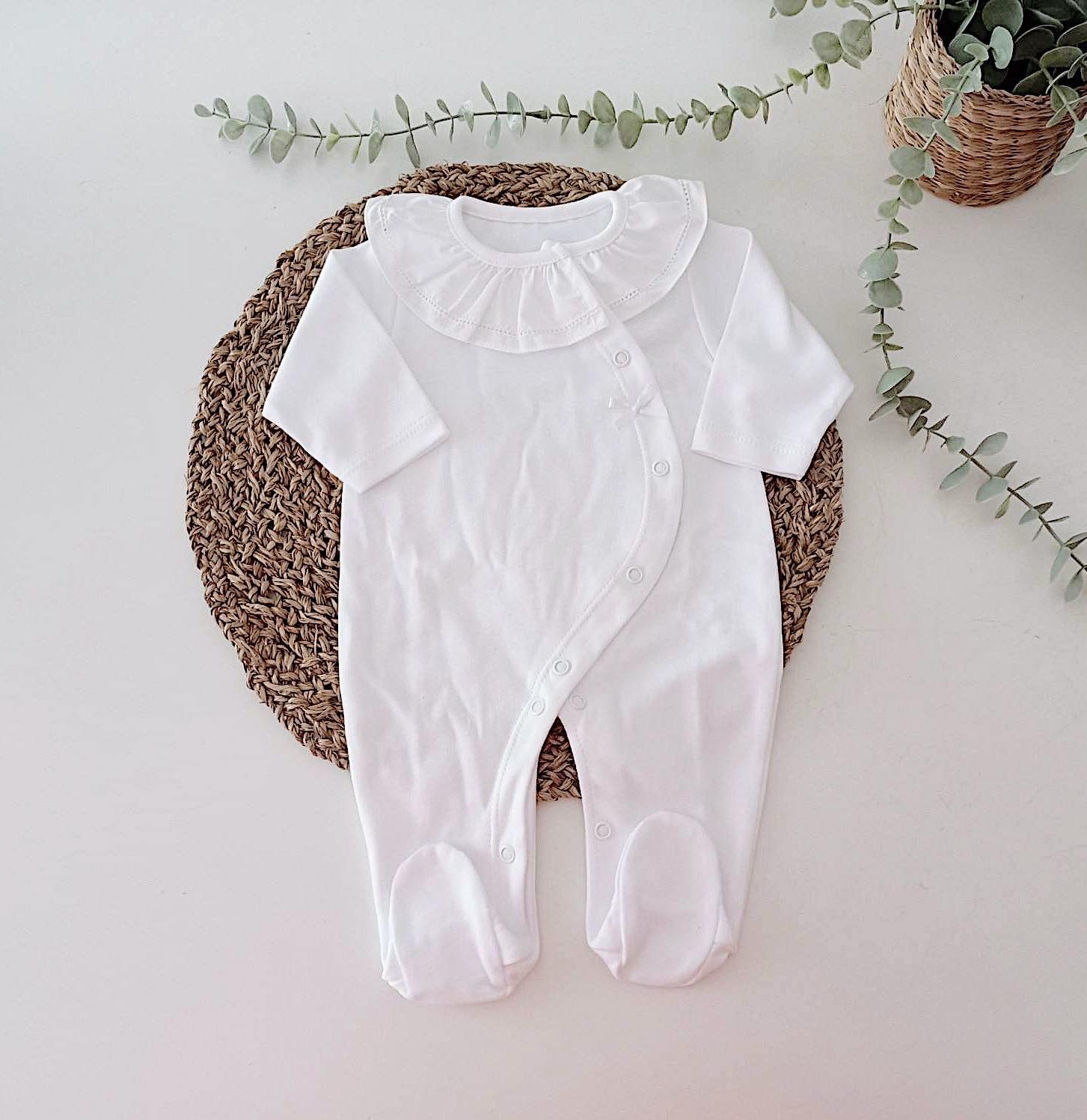 Babygrow Basic Lacinho Gola de Folho Branco