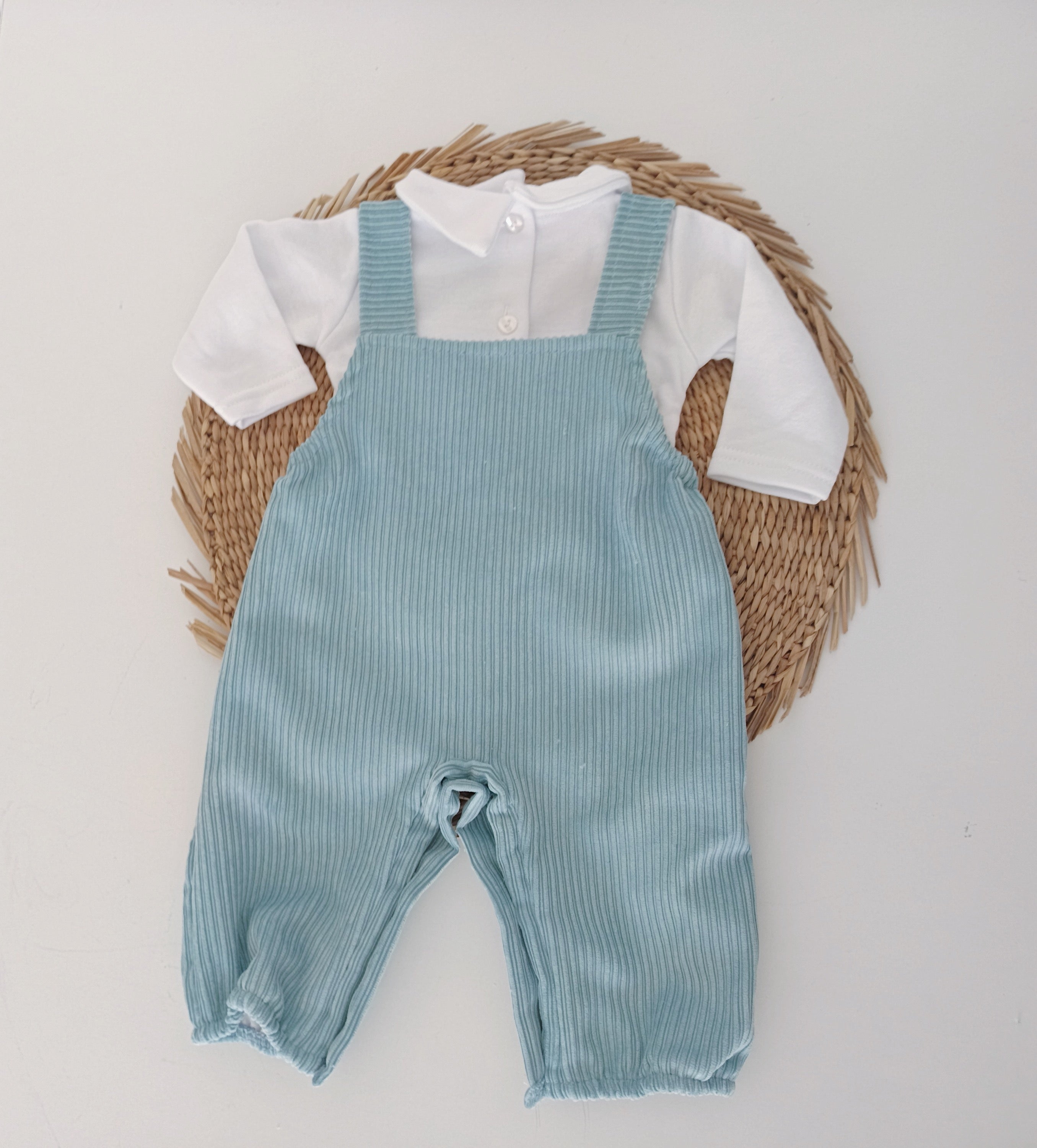 Jardineiras de Bombazine Bolso com Camisa Azul