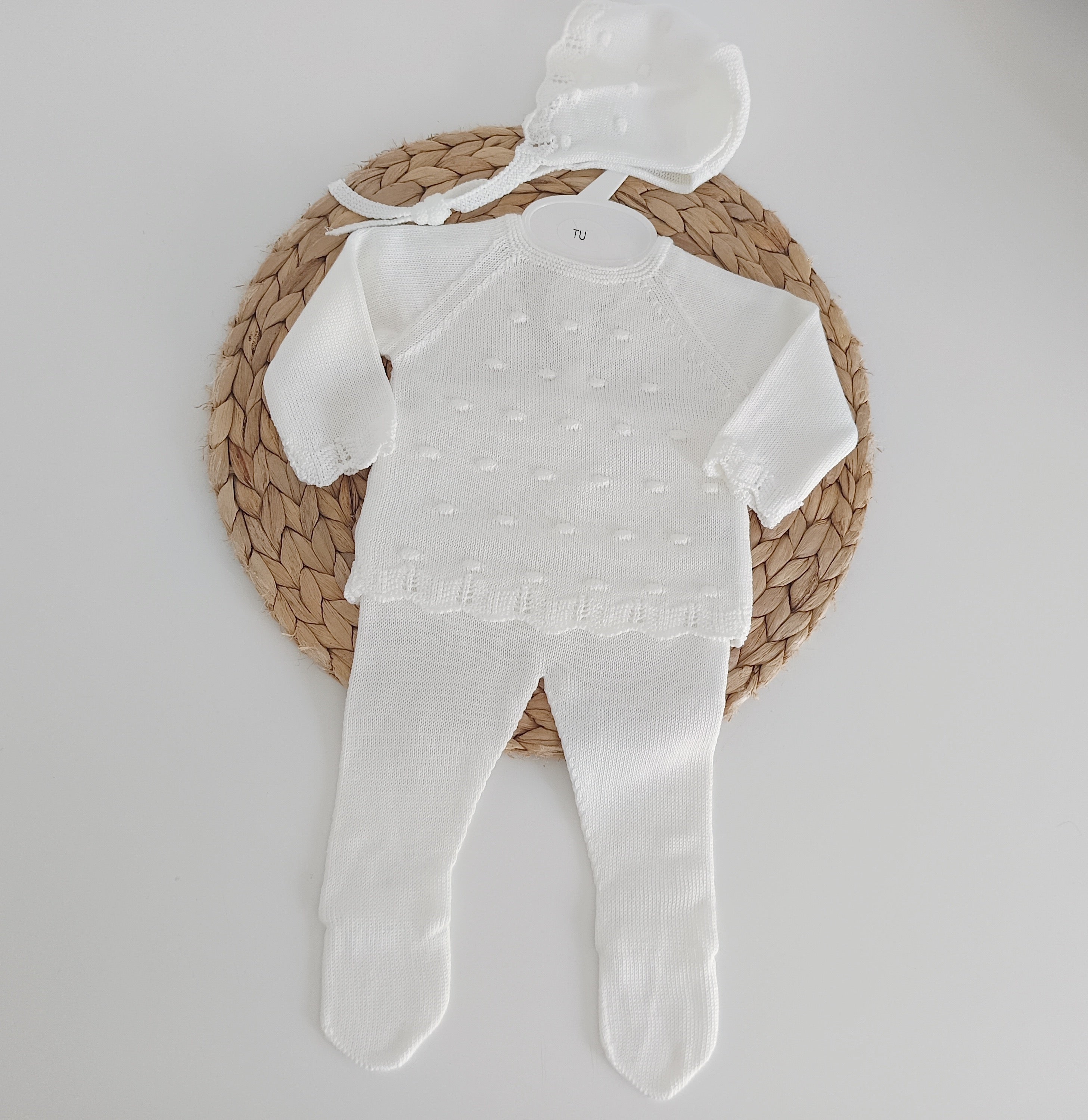 Conjunto de Malha Algodão em Relevo com Touca Pérola