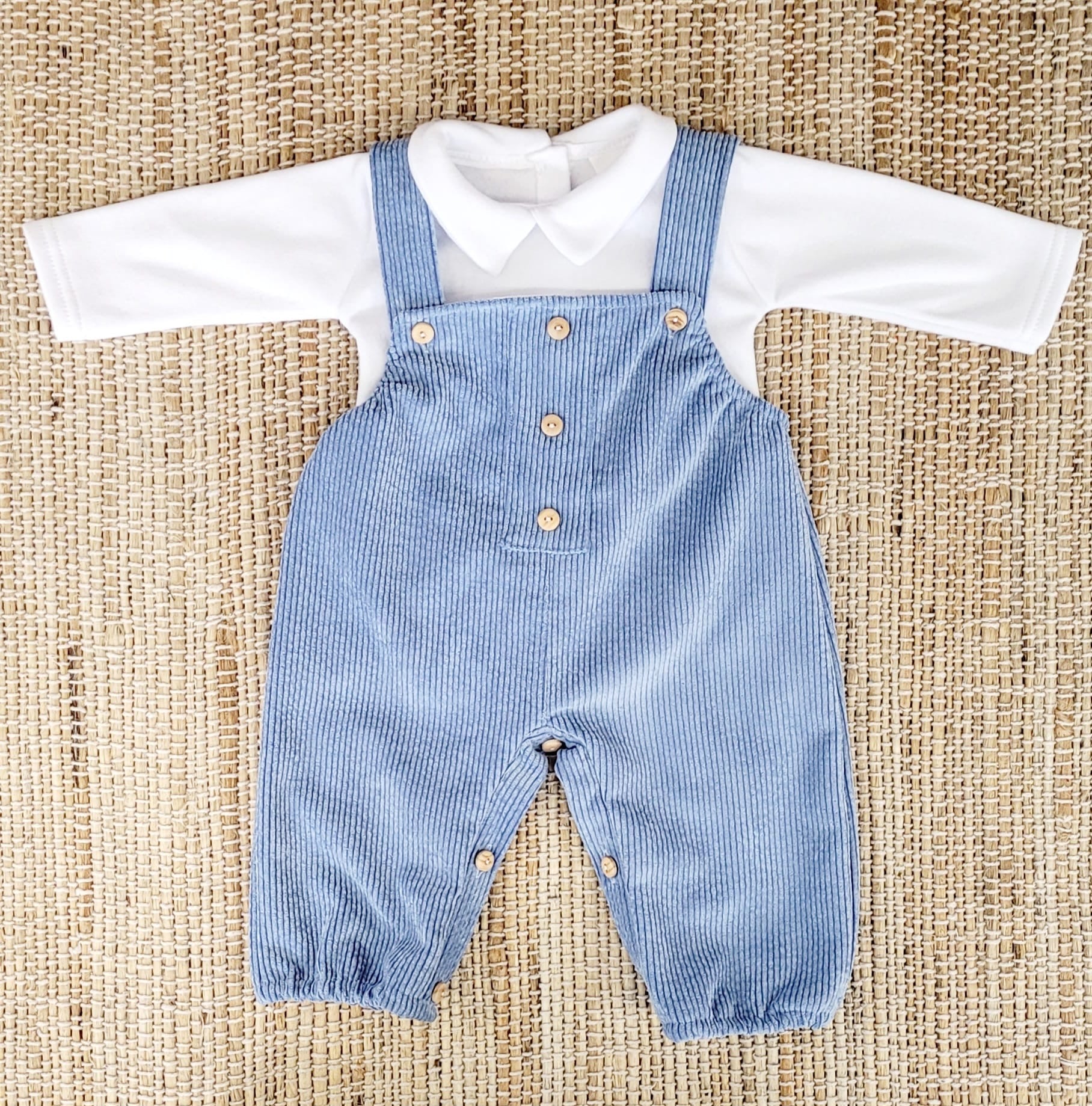Jardineiras Bombazine Botões com camisa Azul