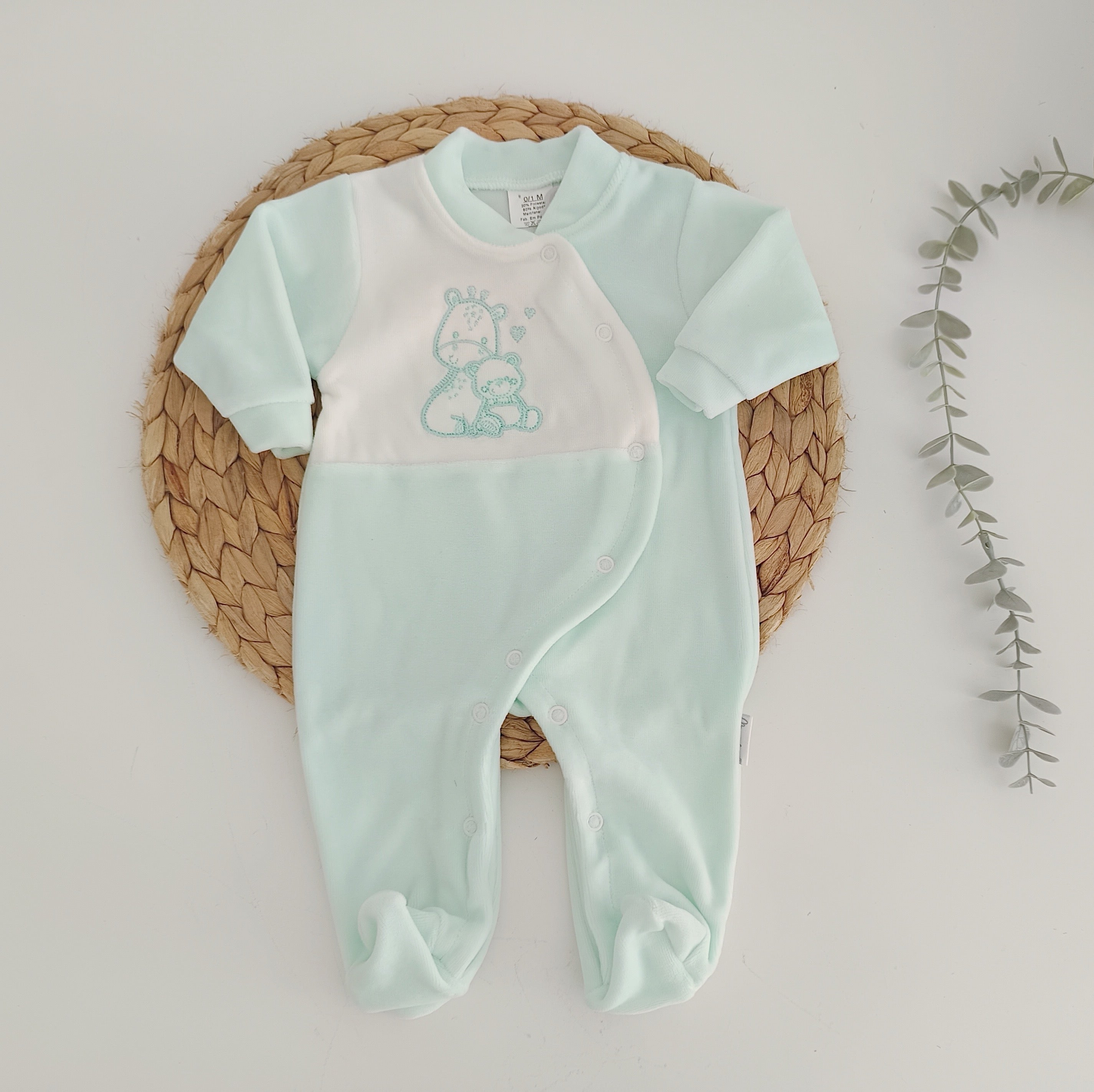 Babygrow Veludo Girafa Verde Água