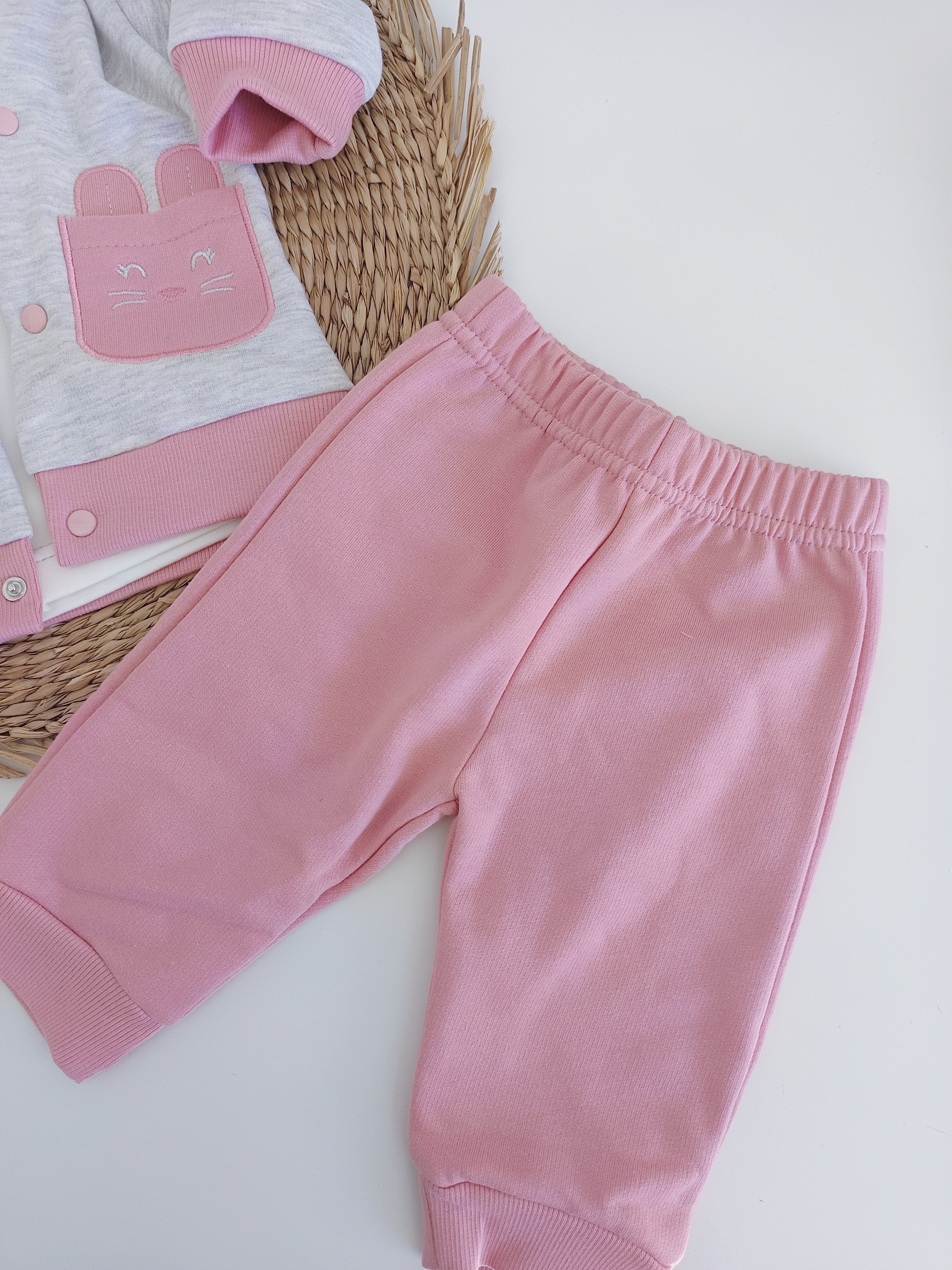 Conjunto de Três Peças Coelhinhos Cinza