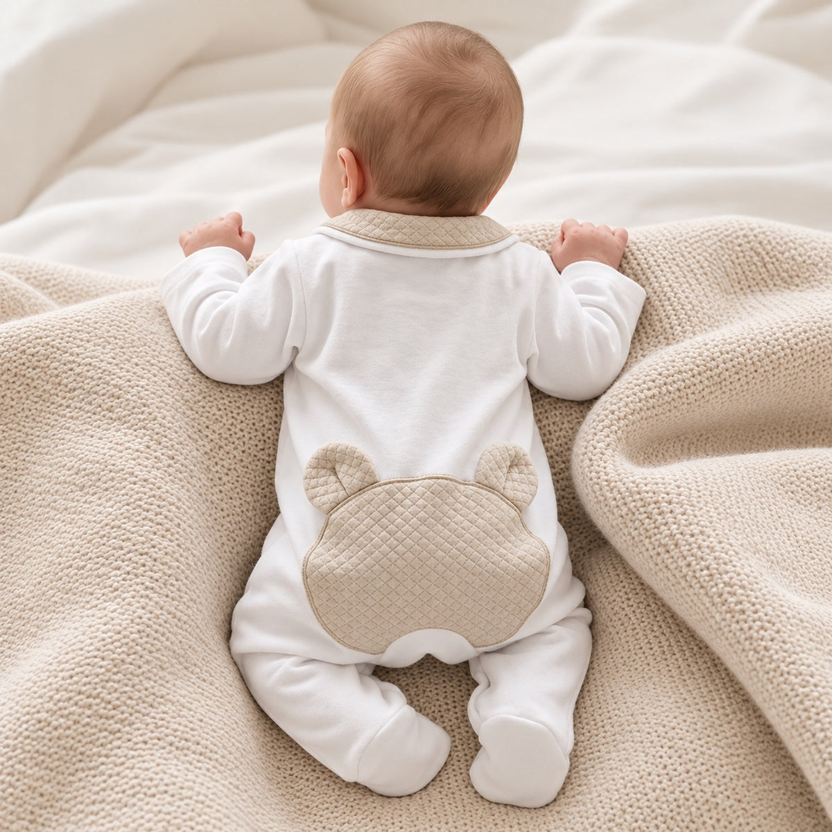 FitFiu Babies® | Babygrow Urso Orelhas Areia