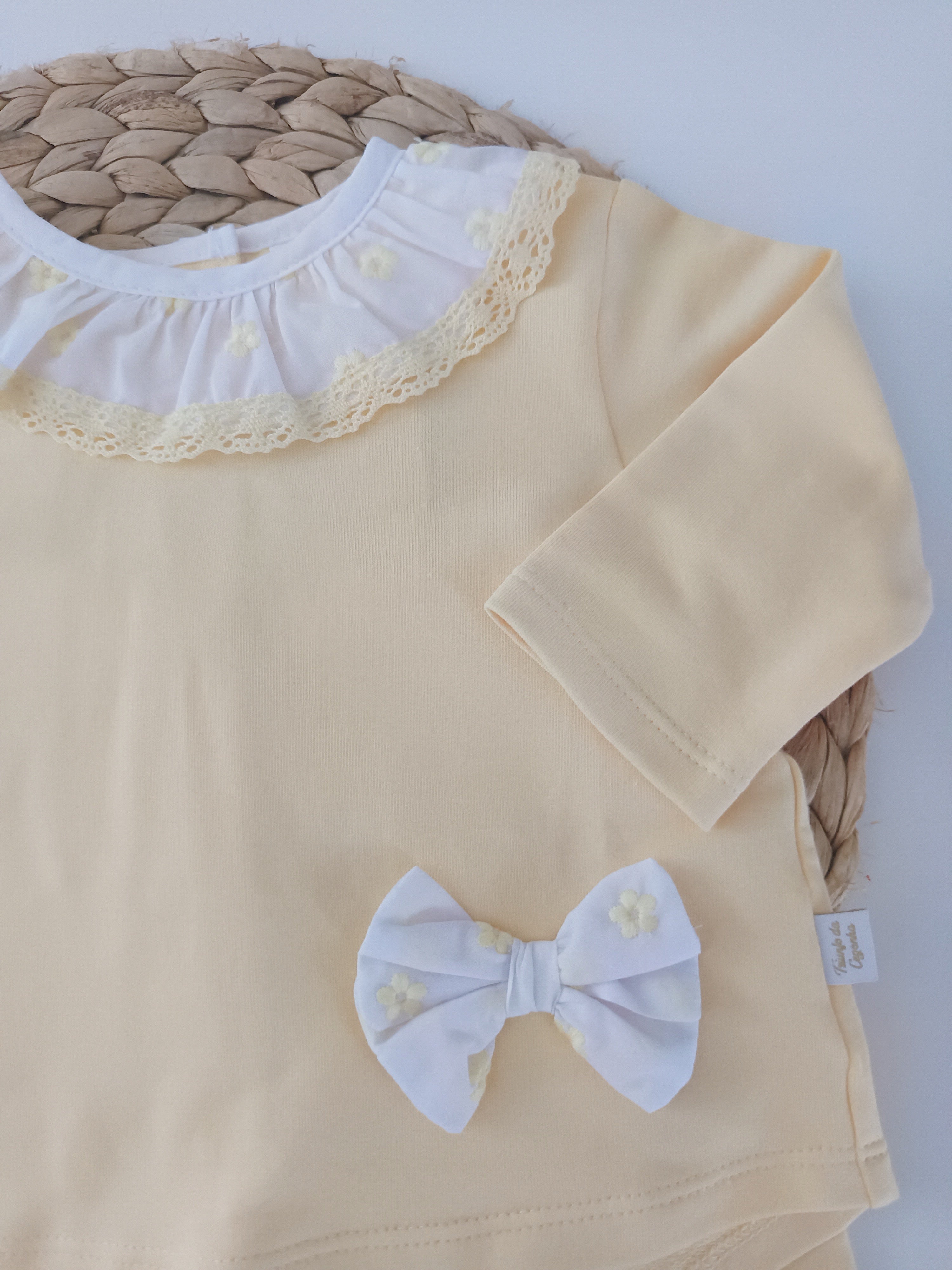 Conjunto Duas Peças Laço Amarelo