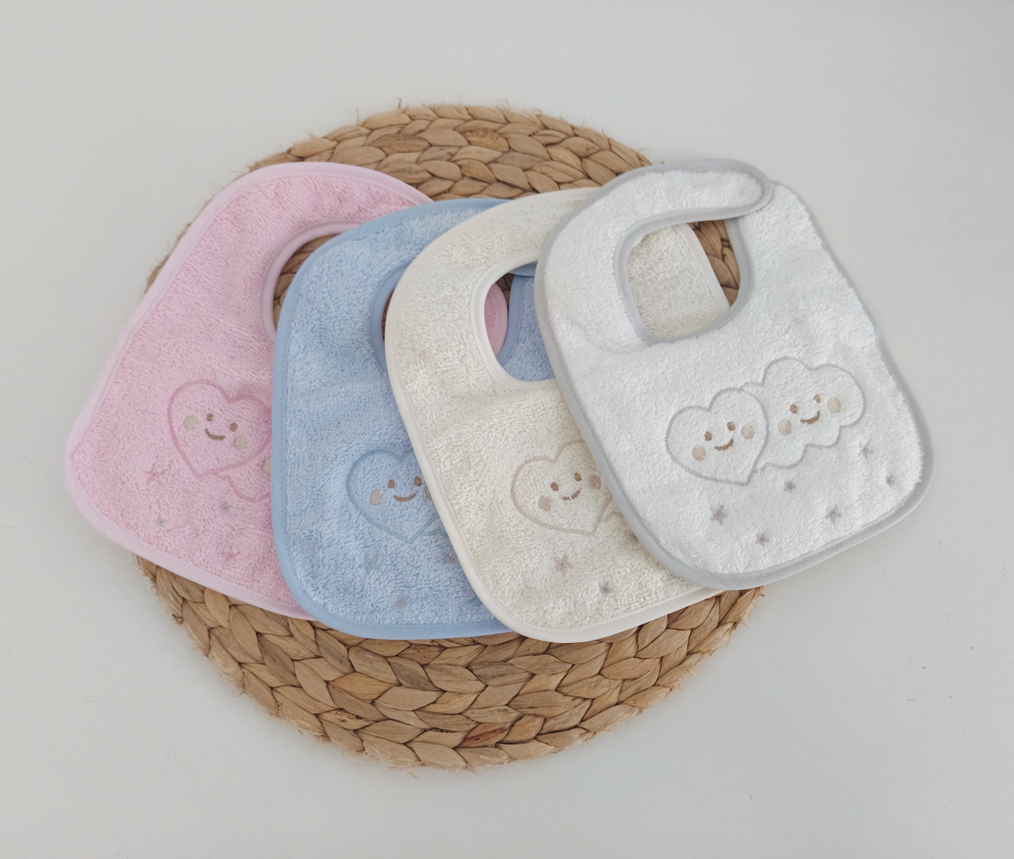 Babete de bebé Nuvem Coração