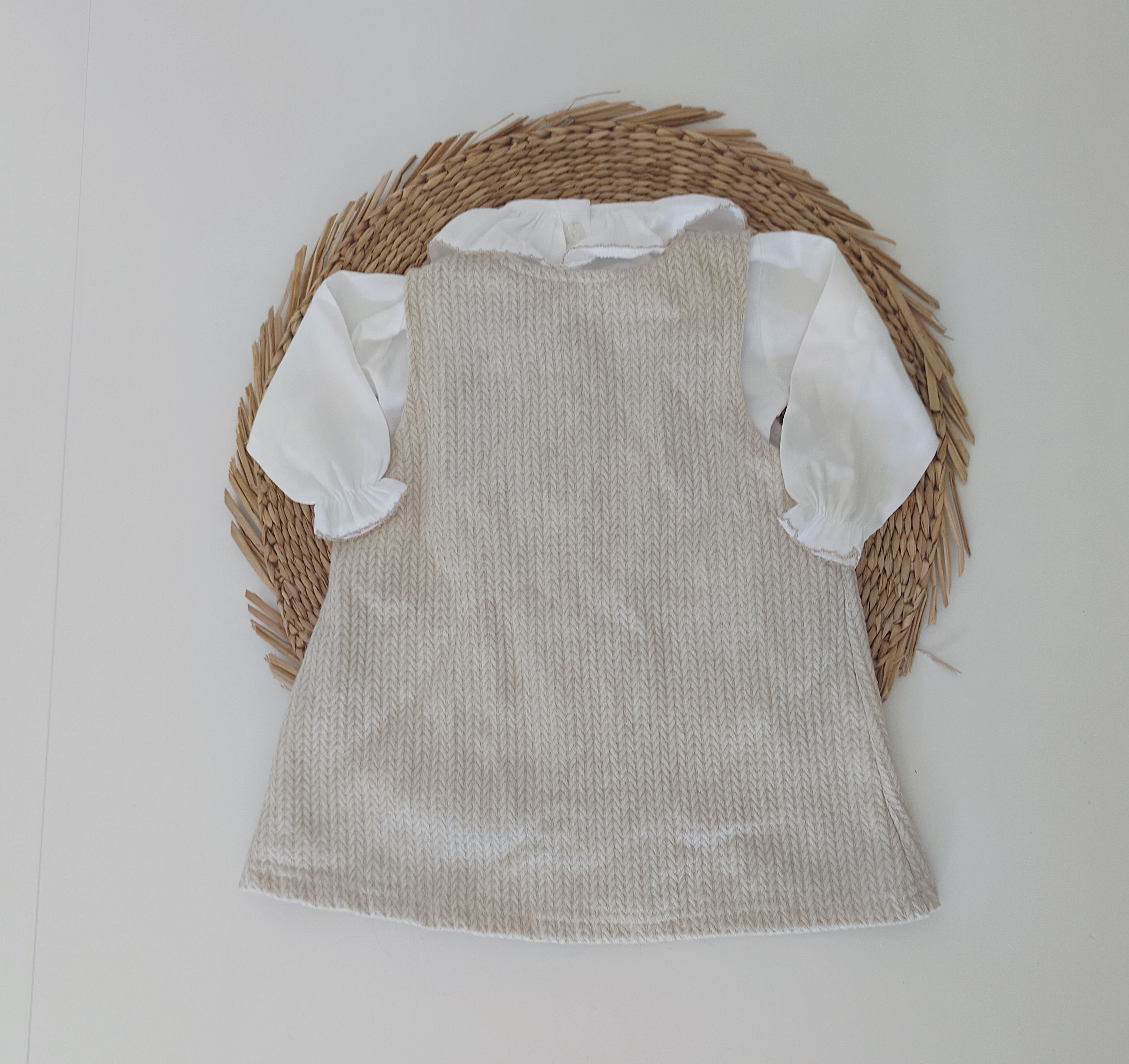 Vestido Laçarote com Blusa de Gola Areia