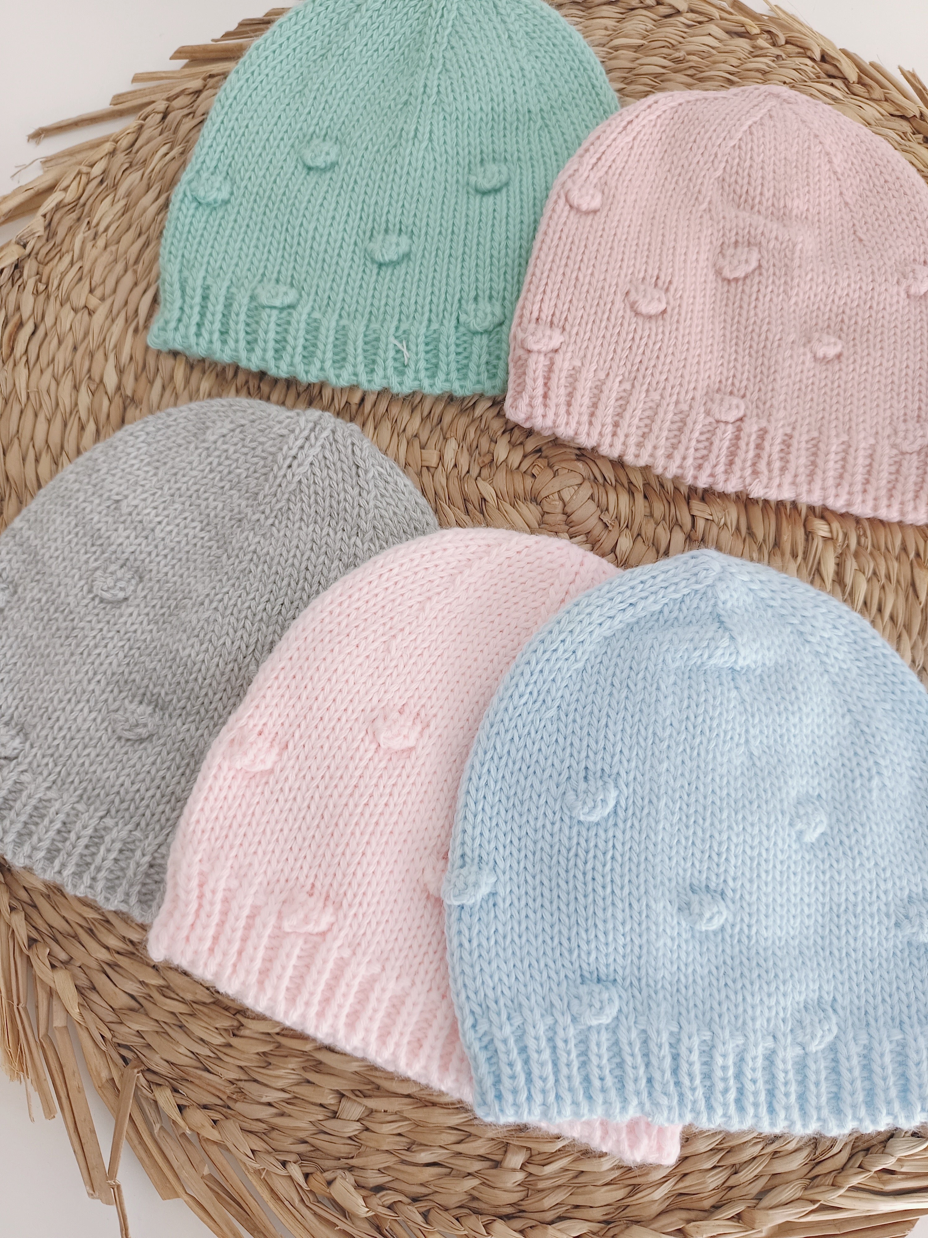 Gorros Bebé Pompons em Malha