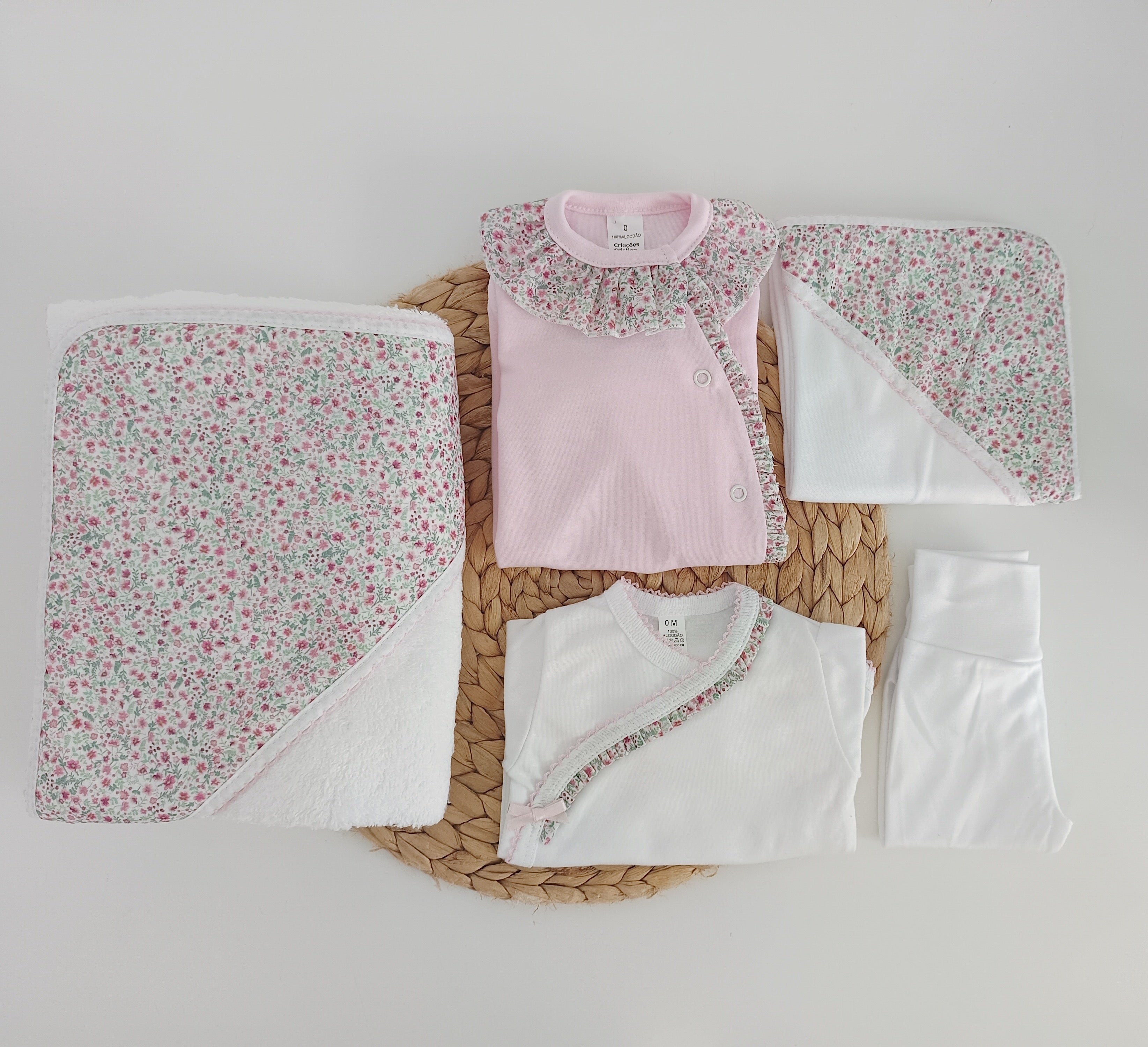 Conjunto de Bebé Flores Rosa