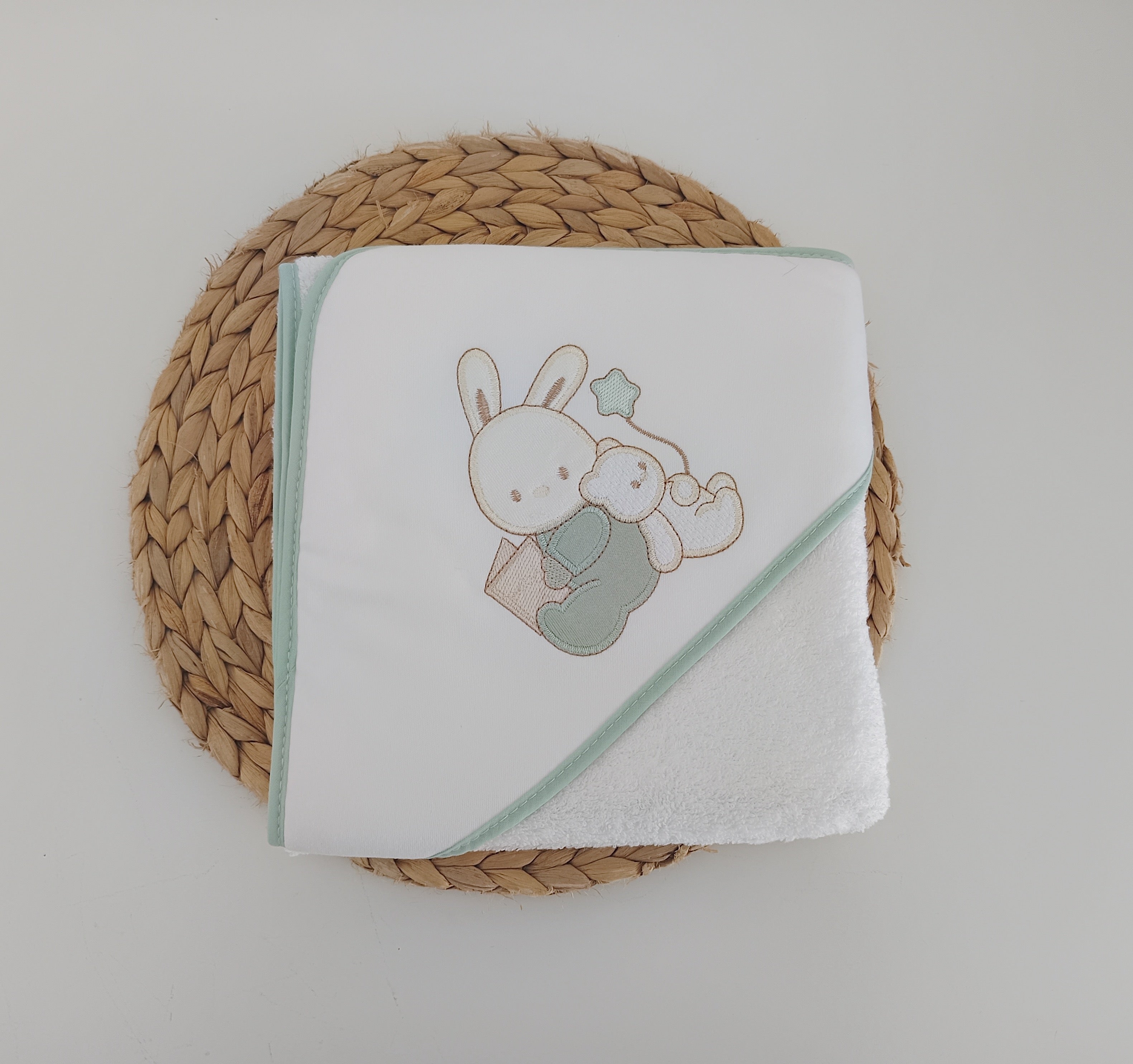 Toalha de banho Ursinhos Coelho e Urso Livro Verde