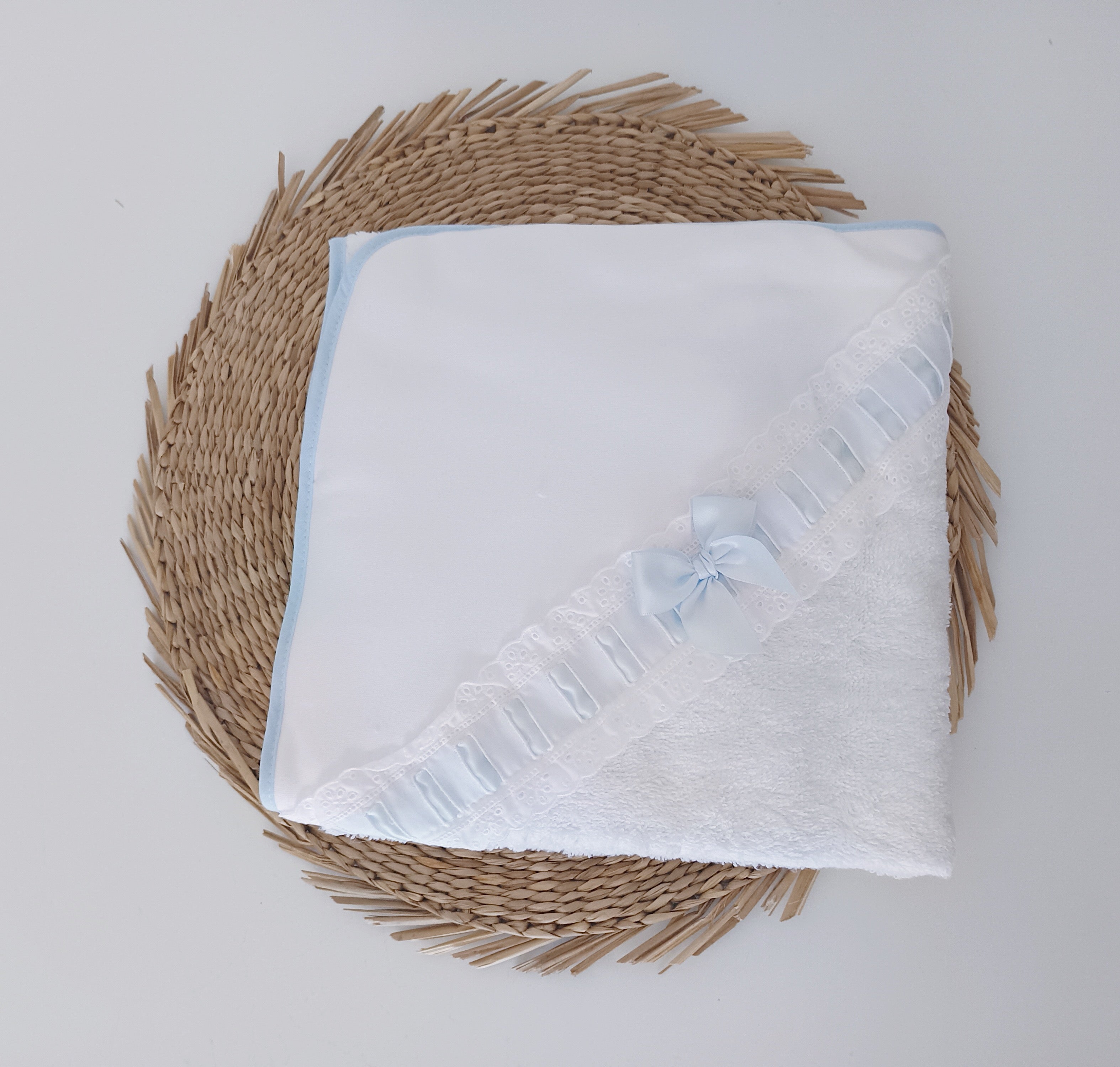 Toalha de banho Bebé Folho Renda Azul