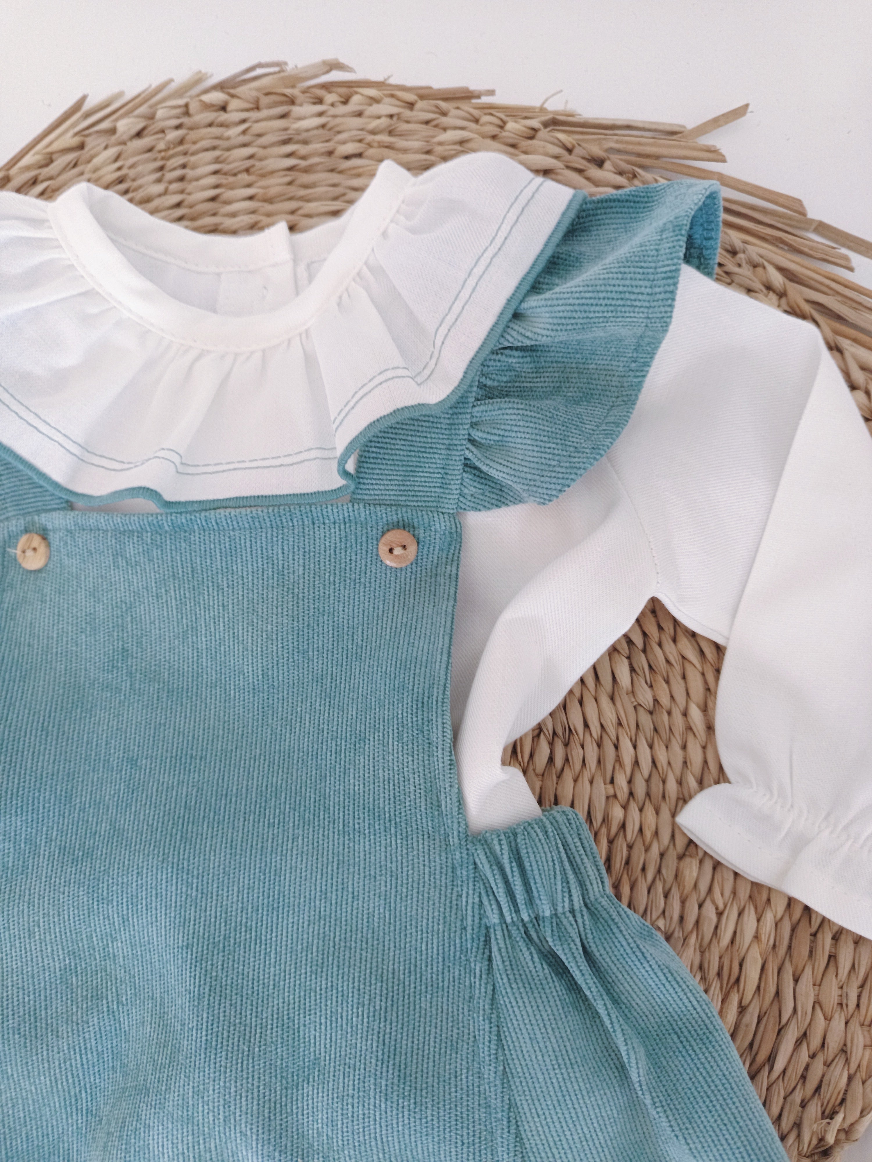 Vestido Saia de Peito de Bombazine Fina Verde