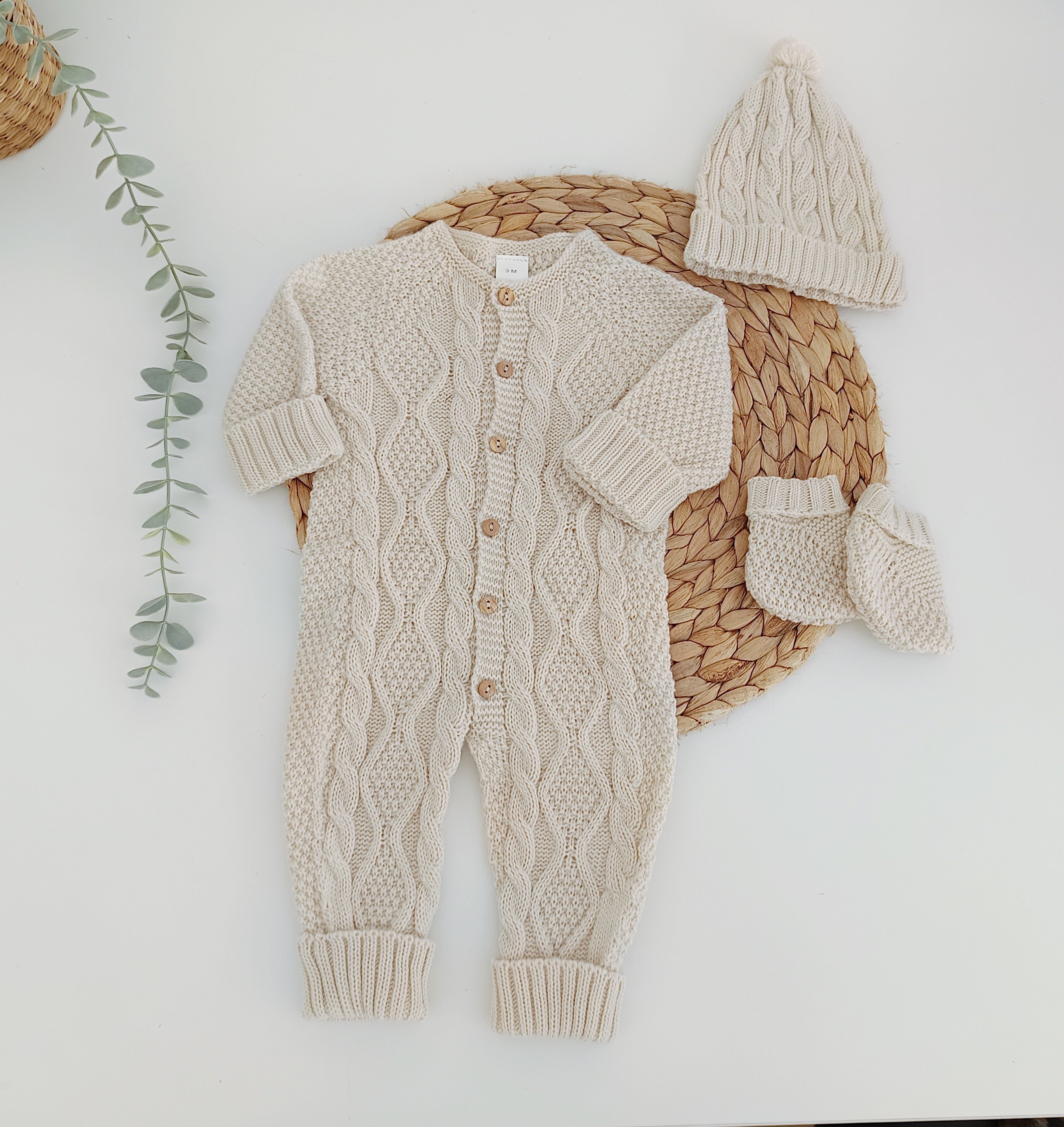 Babygrow de malha com gorro e carapins Areia