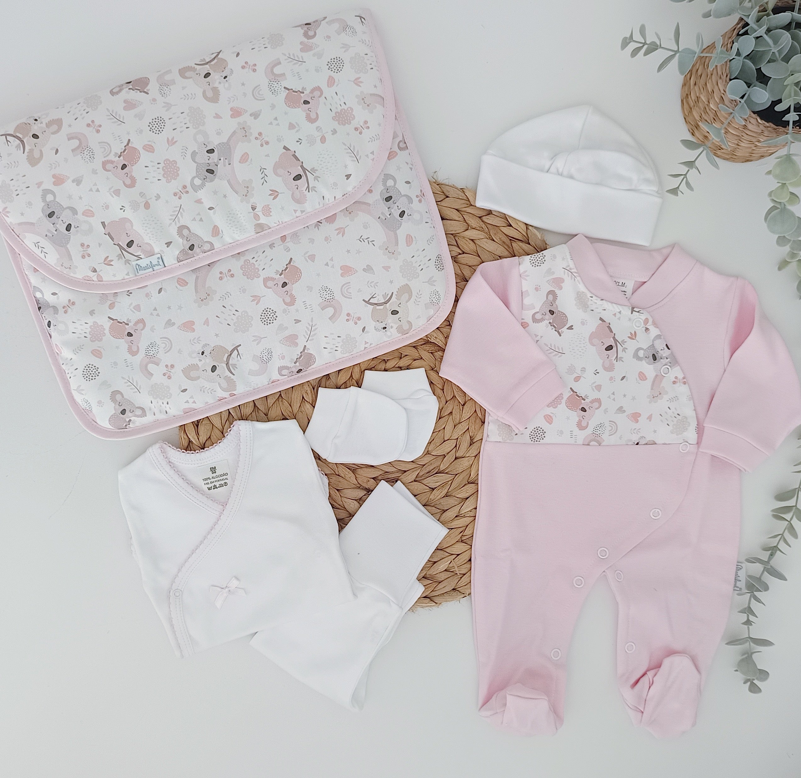 Conjunto de Primeira Roupinha Algodão Koalas Rosa