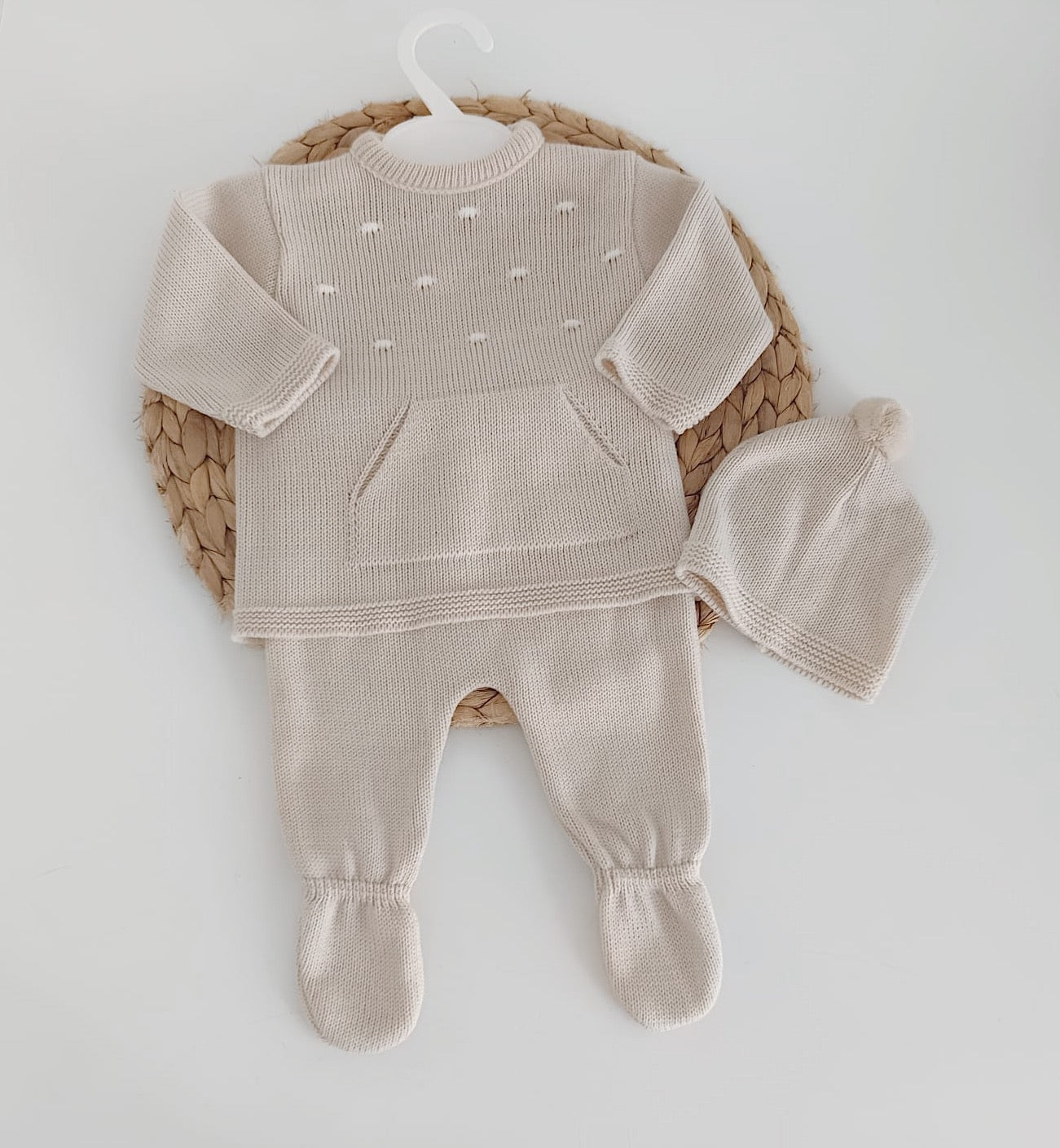 Conjunto de Malha Pintas Calças, Camisola com Bolsos e Gorro Areia