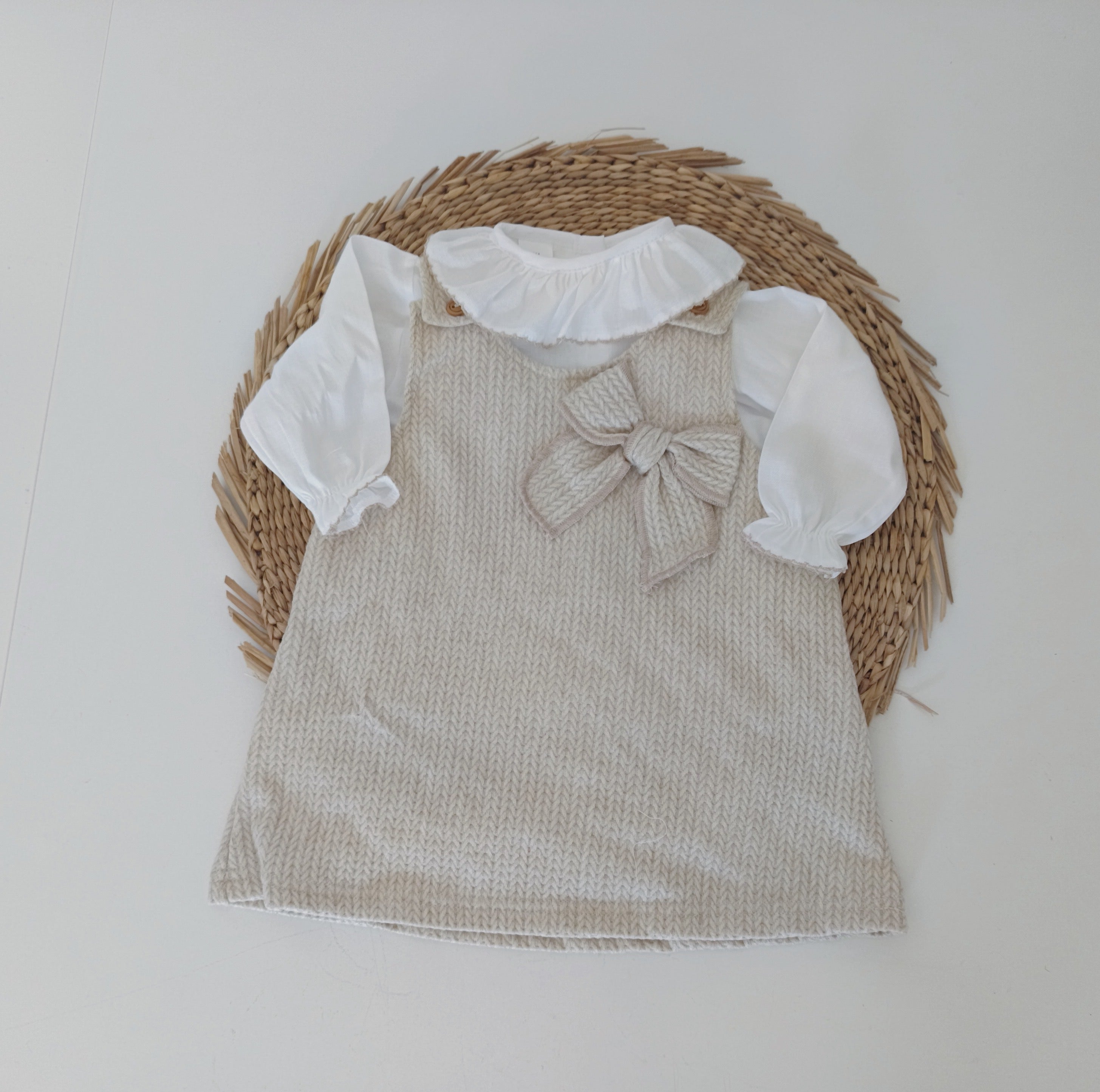 Vestido Laçarote com Blusa de Gola Areia