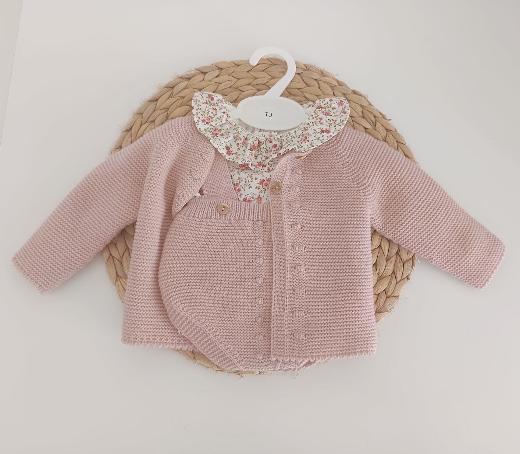 Conjunto Fofo com Blusa e Casaco de Malha Florinhas Rosa Velho
