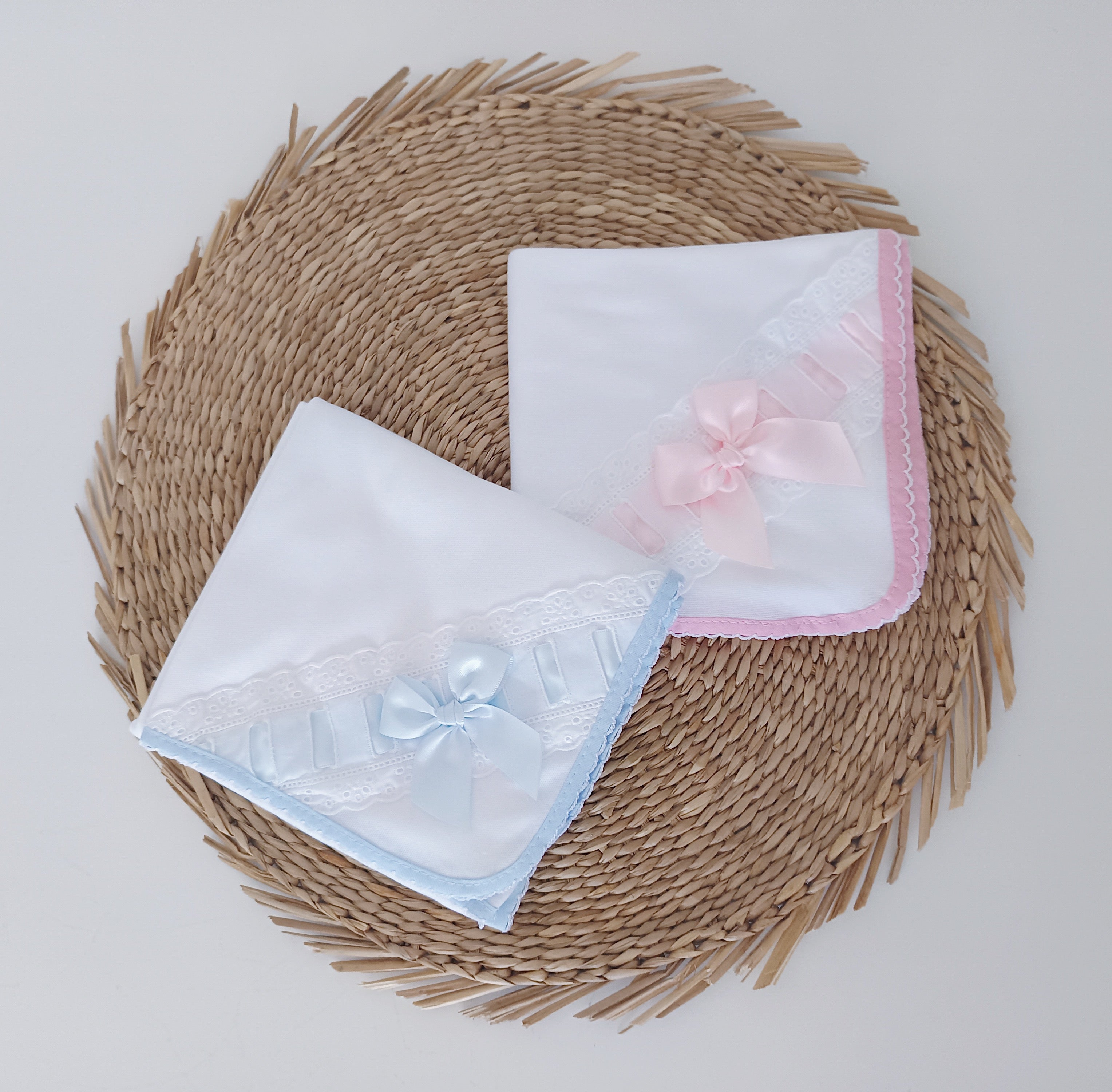 Fralda de pano para Bebé com Renda