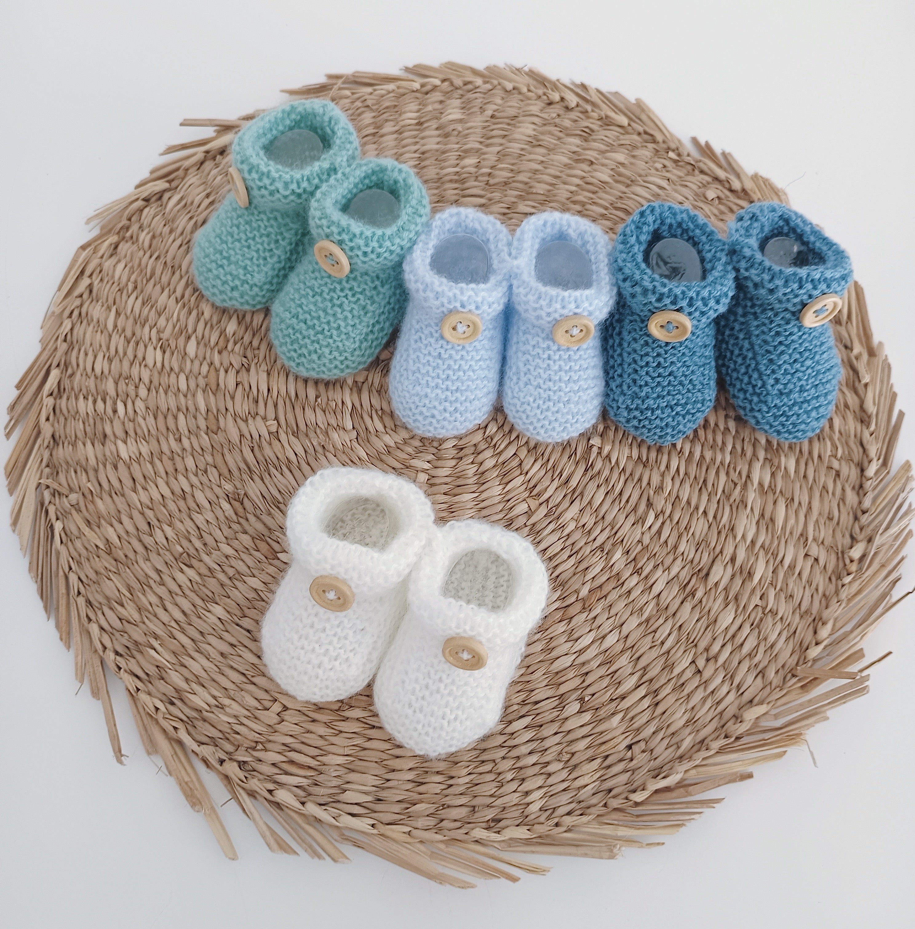 Carapins de Malha feitos à Mão com Botão