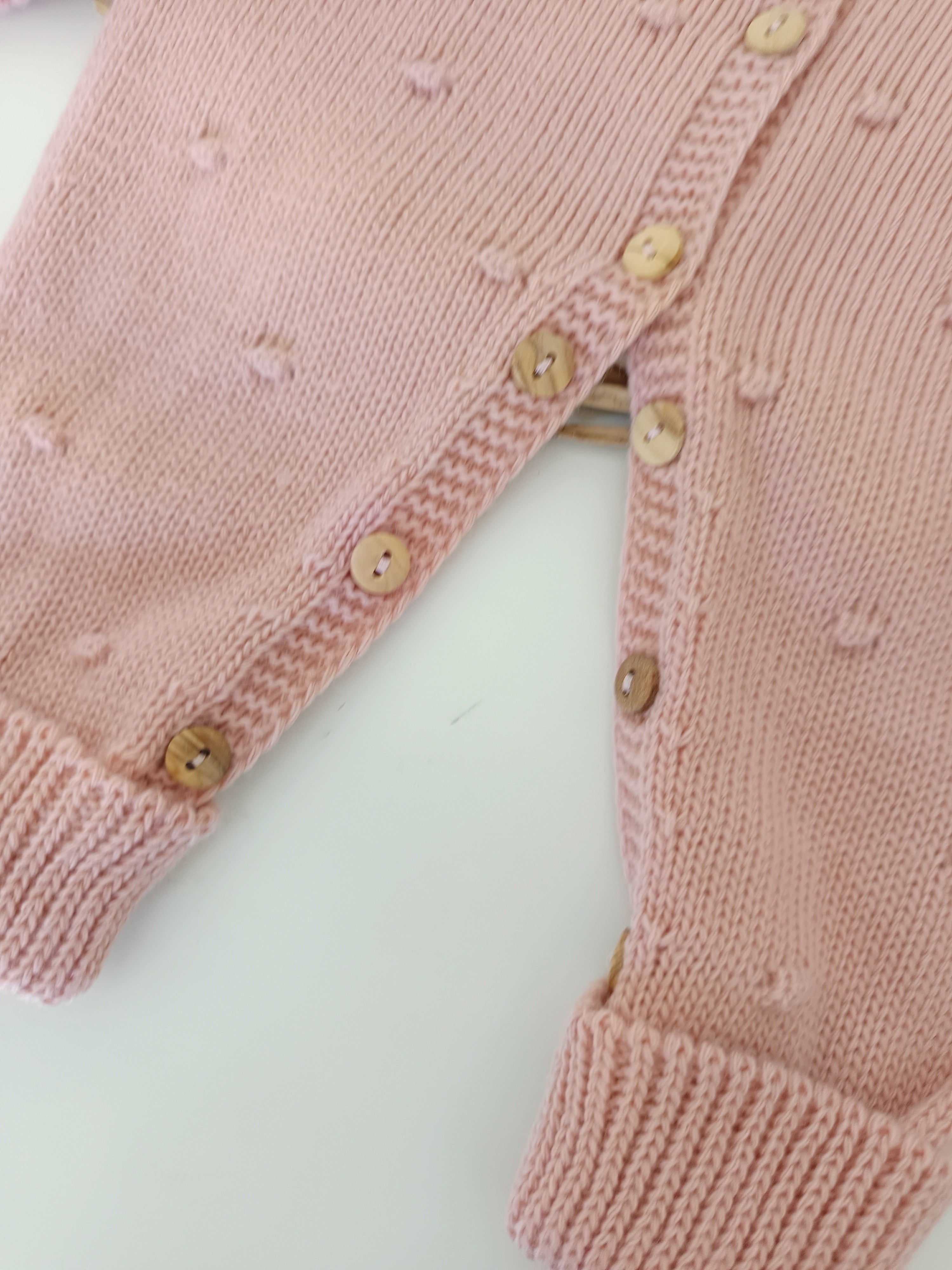 Babygrow de malha pompons com gorro e carapins Rosa Velho