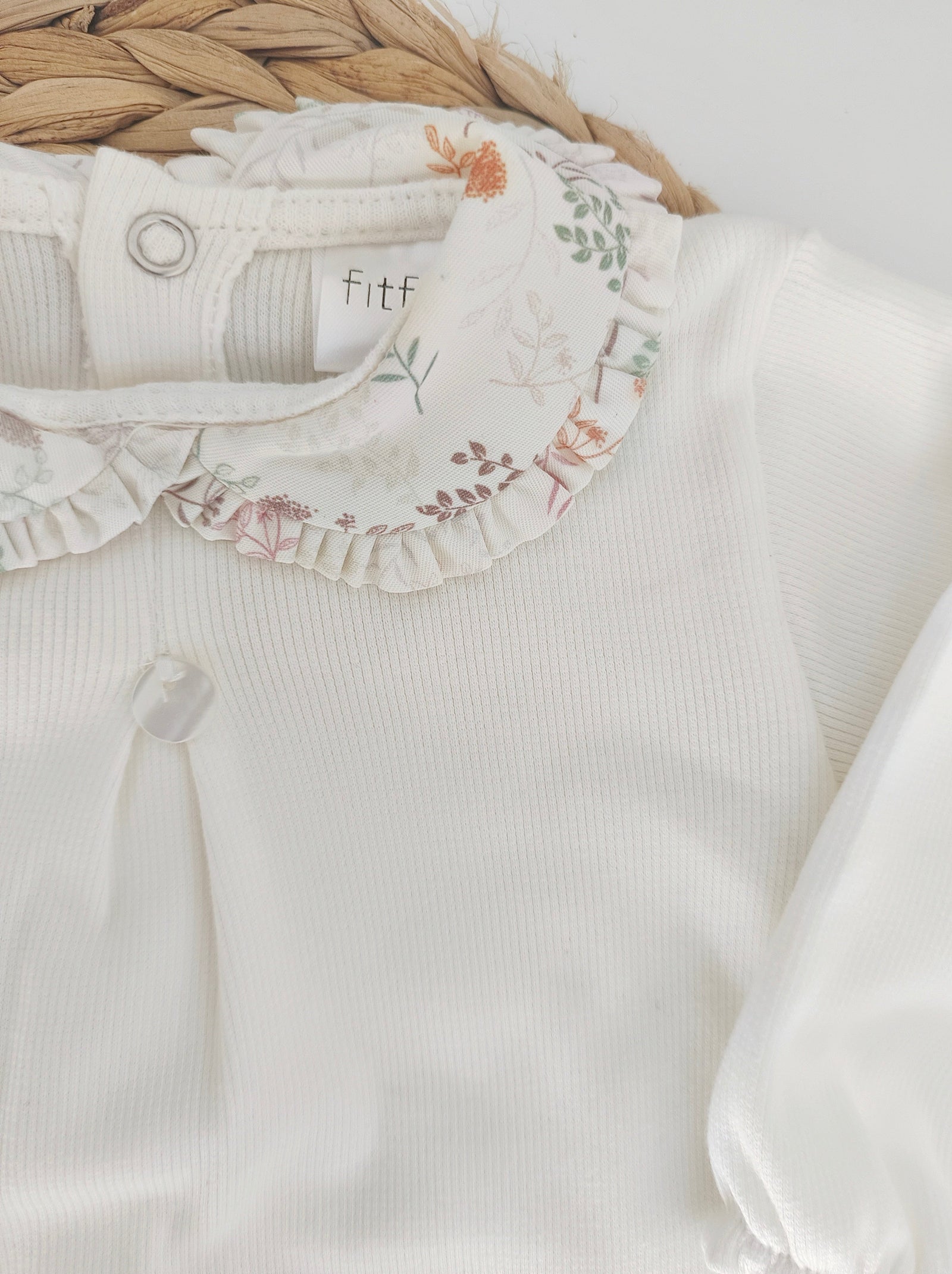 FitFiu Babies® | Babygrow Algodão com Gola Flores Pérola