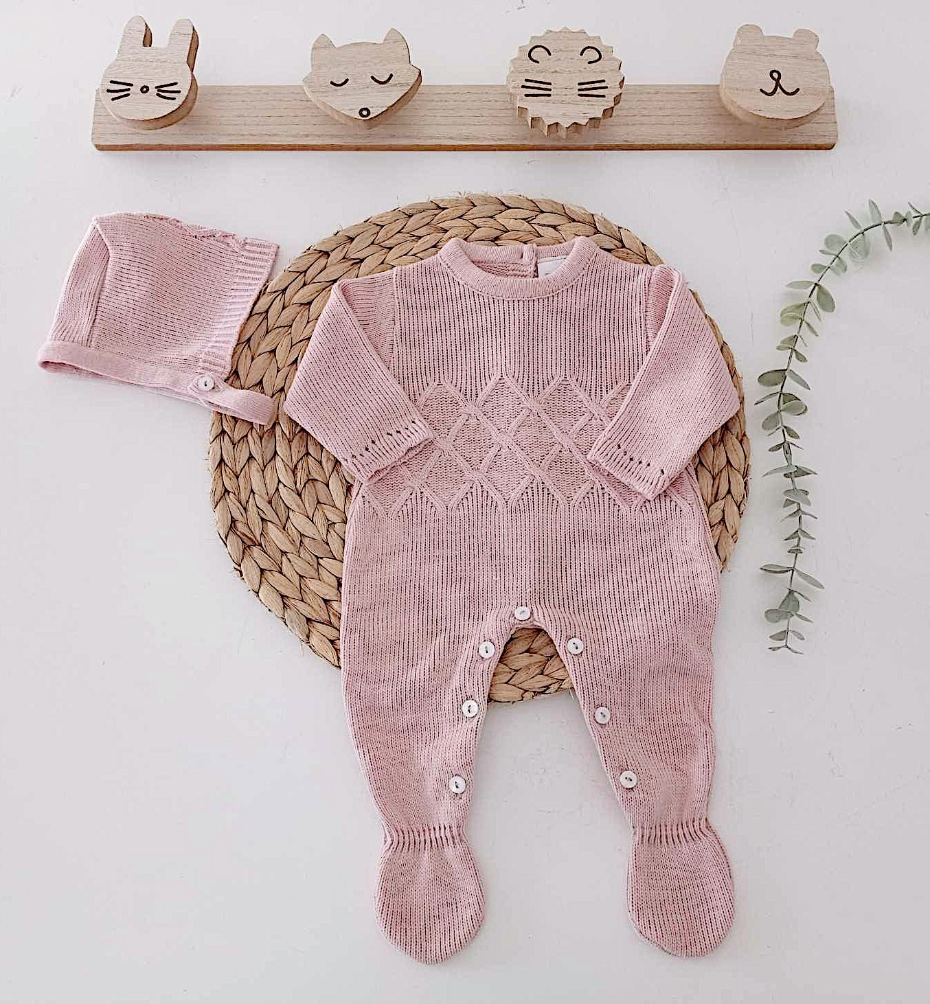 Babygrow de malha com touca losangulo Rosa Velho