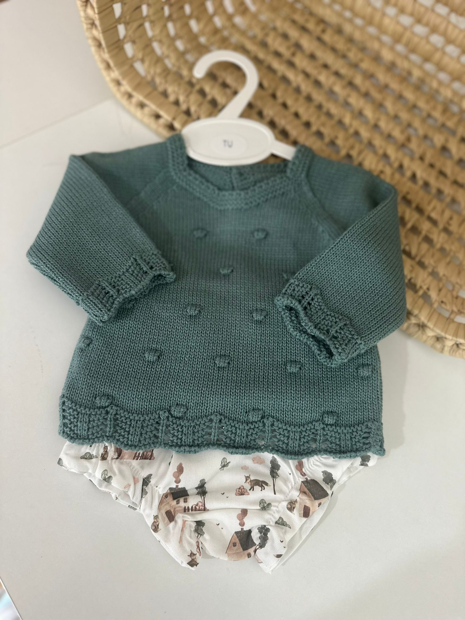 Tapa Fraldas com Camisola de Malha Casinhas Verde