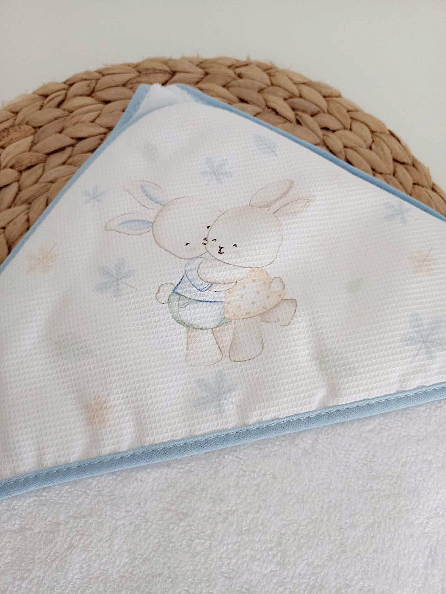 Toalha de banho para bebé Coelhinhos Azul